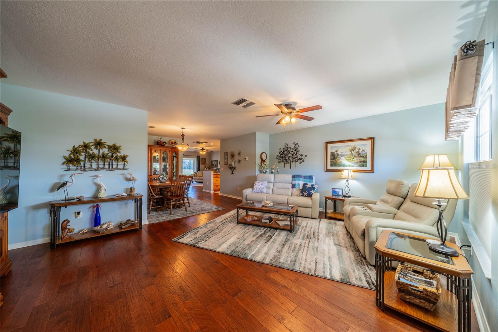 1207 BLUEWATER DR, SUN CITY CENTER, FL, 33573