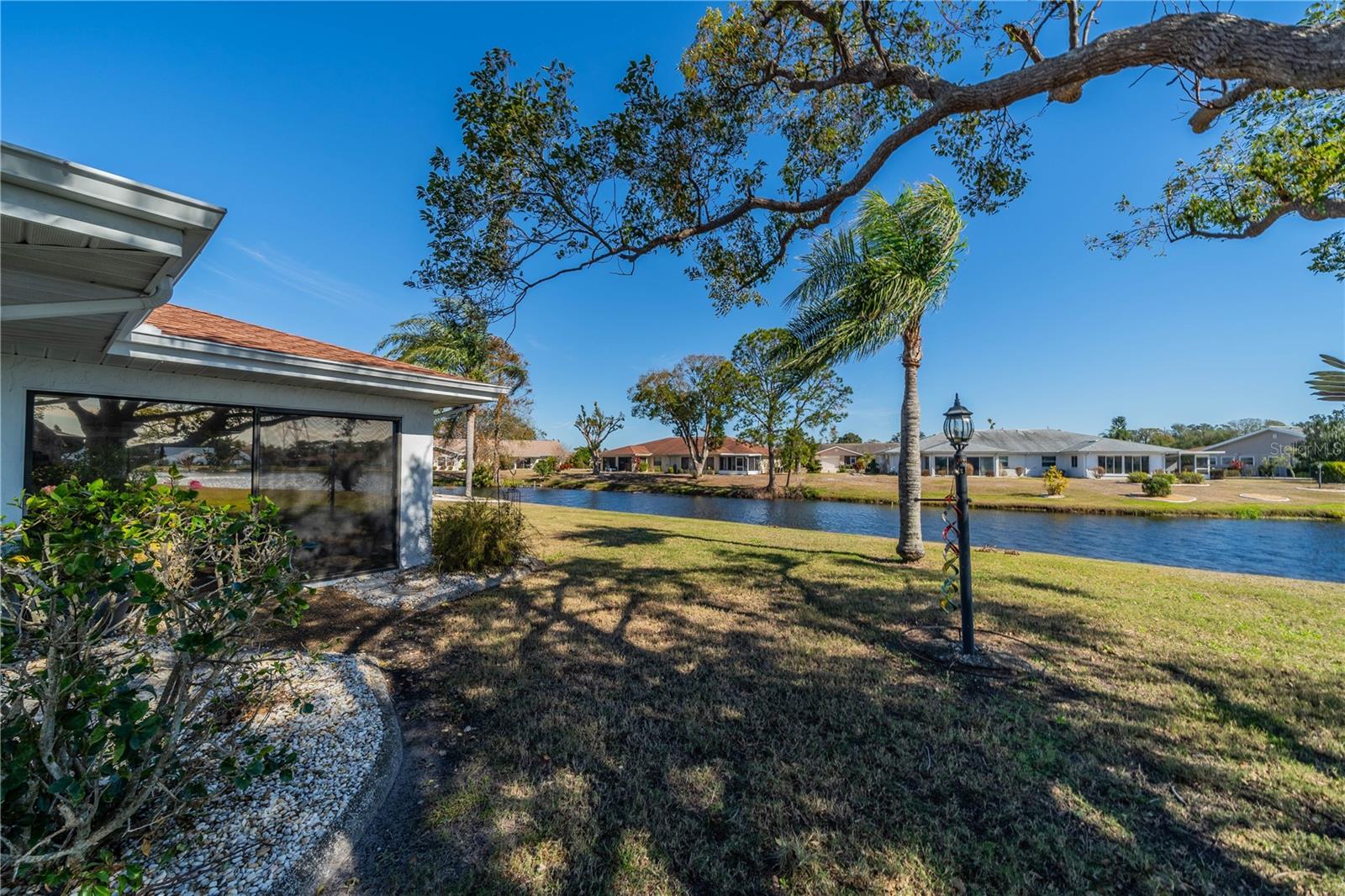 1207 BLUEWATER DR, SUN CITY CENTER, FL, 33573