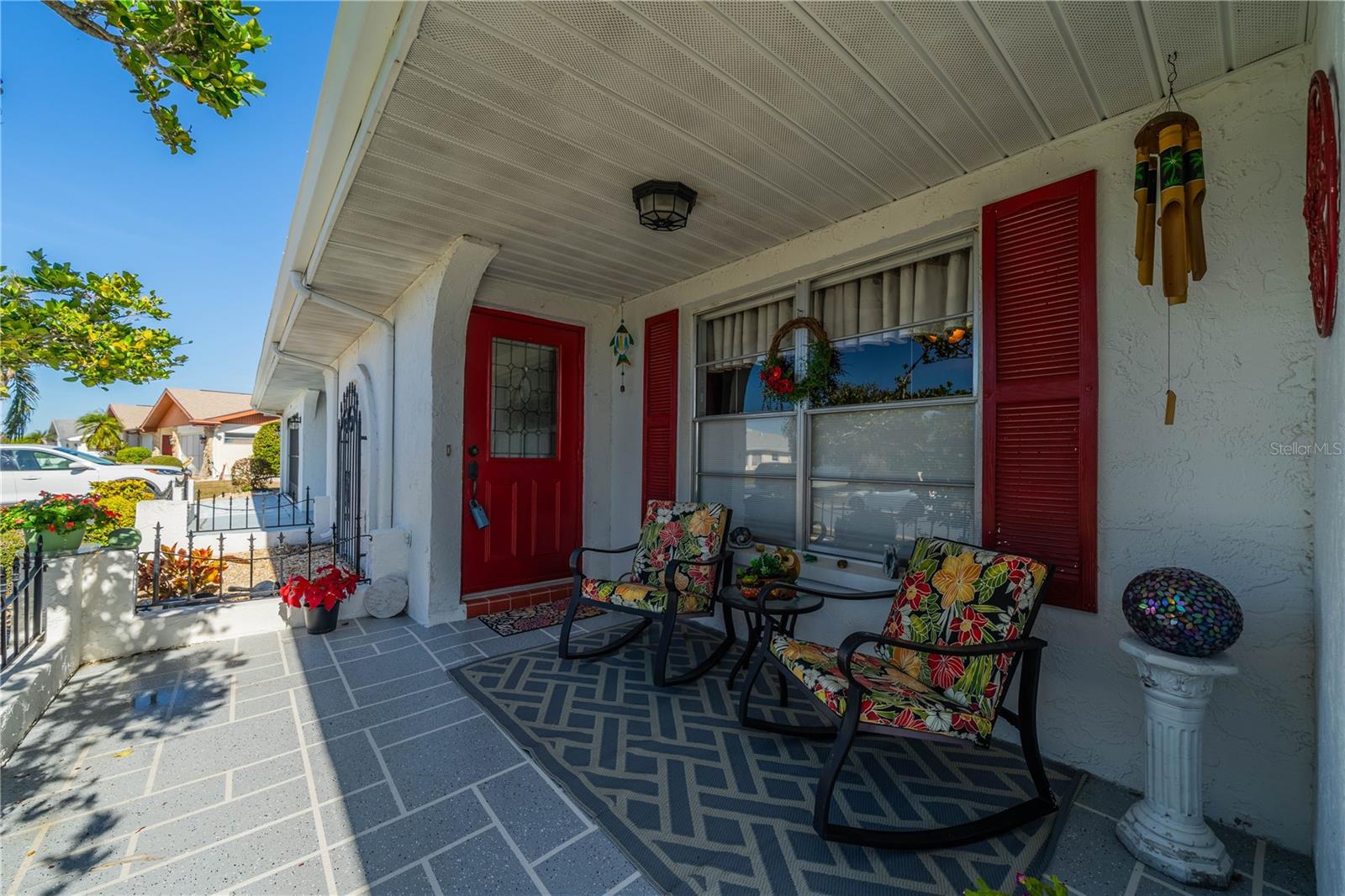 1207 BLUEWATER DR, SUN CITY CENTER, FL, 33573