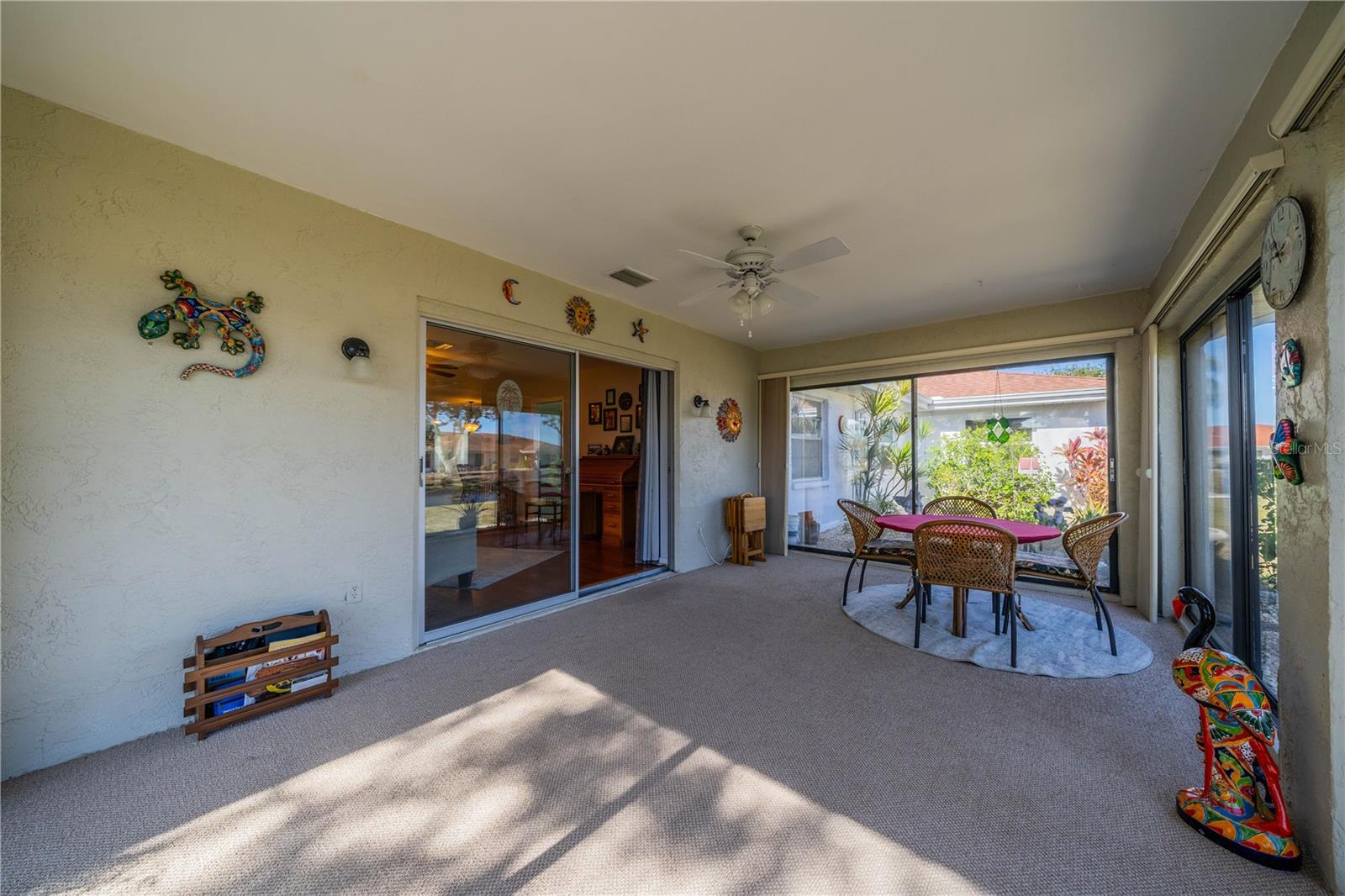 1207 BLUEWATER DR, SUN CITY CENTER, FL, 33573