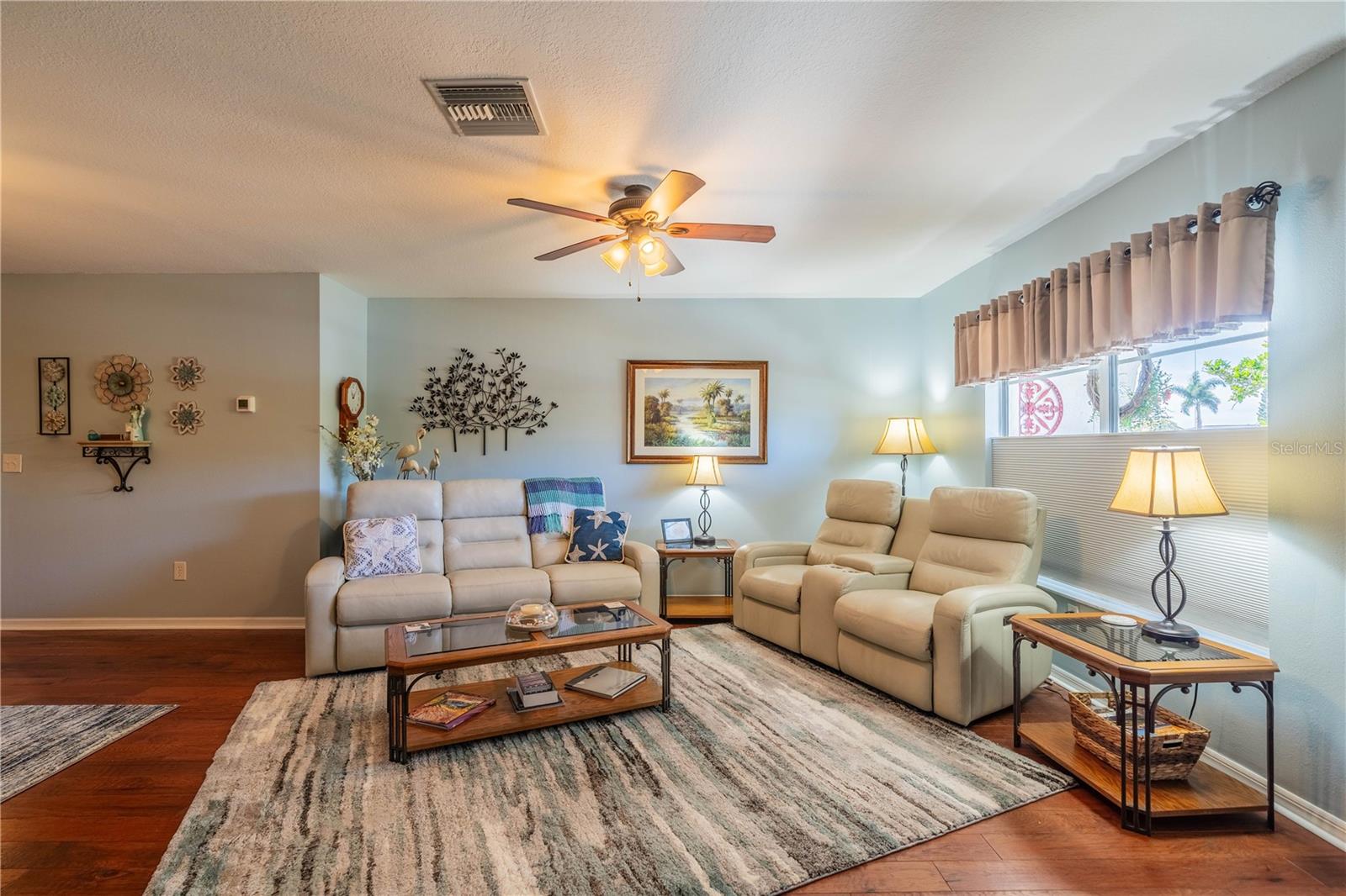 1207 BLUEWATER DR, SUN CITY CENTER, FL, 33573