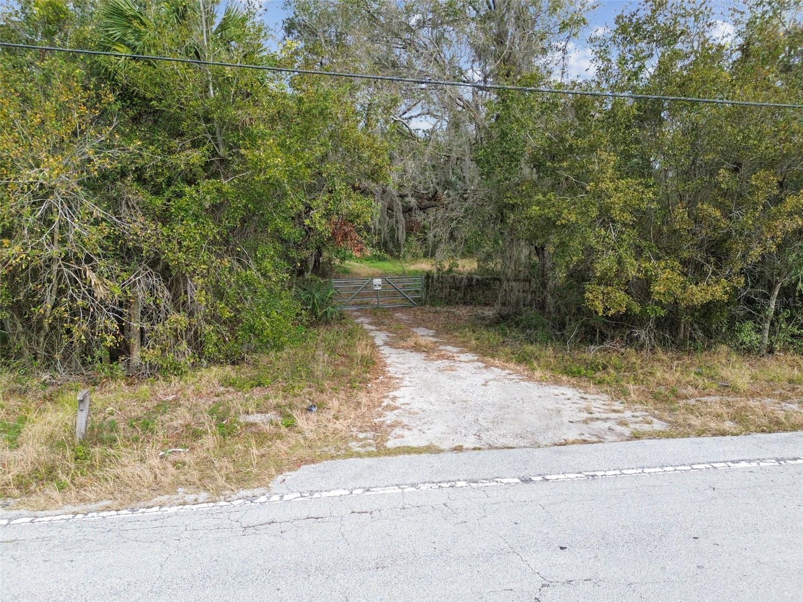 6930 MUCK POND RD, SEFFNER, FL, 33584