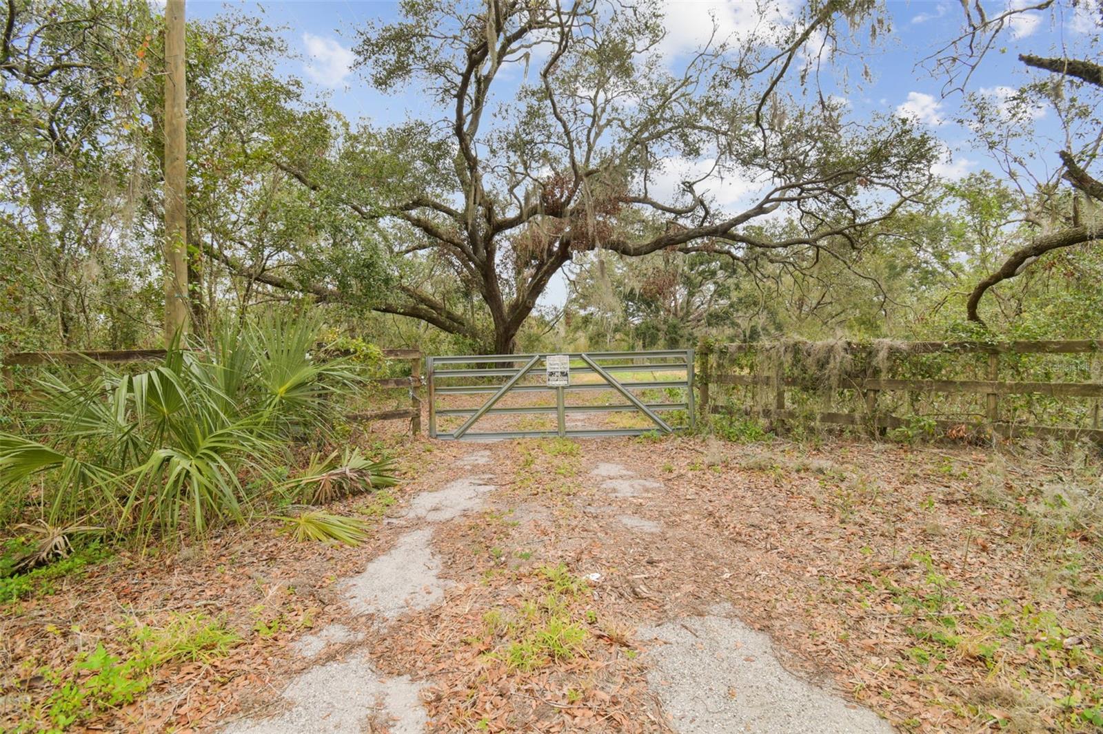6930 MUCK POND RD, SEFFNER, FL, 33584