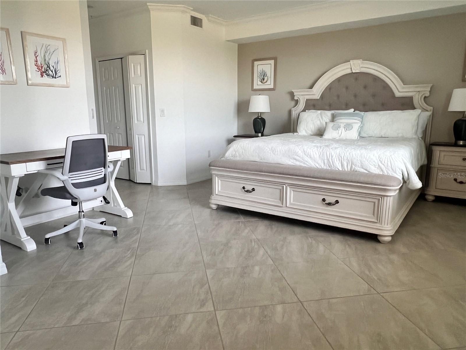 6046 WORSHAM LN #104, BRADENTON, FL, 34211