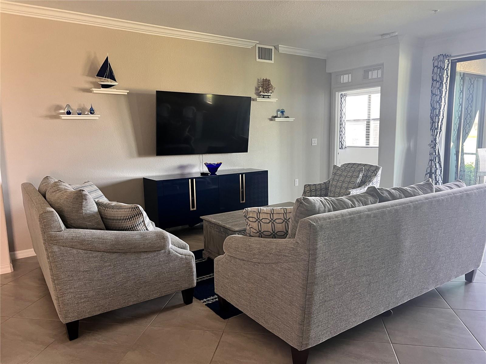 6046 WORSHAM LN #104, BRADENTON, FL, 34211