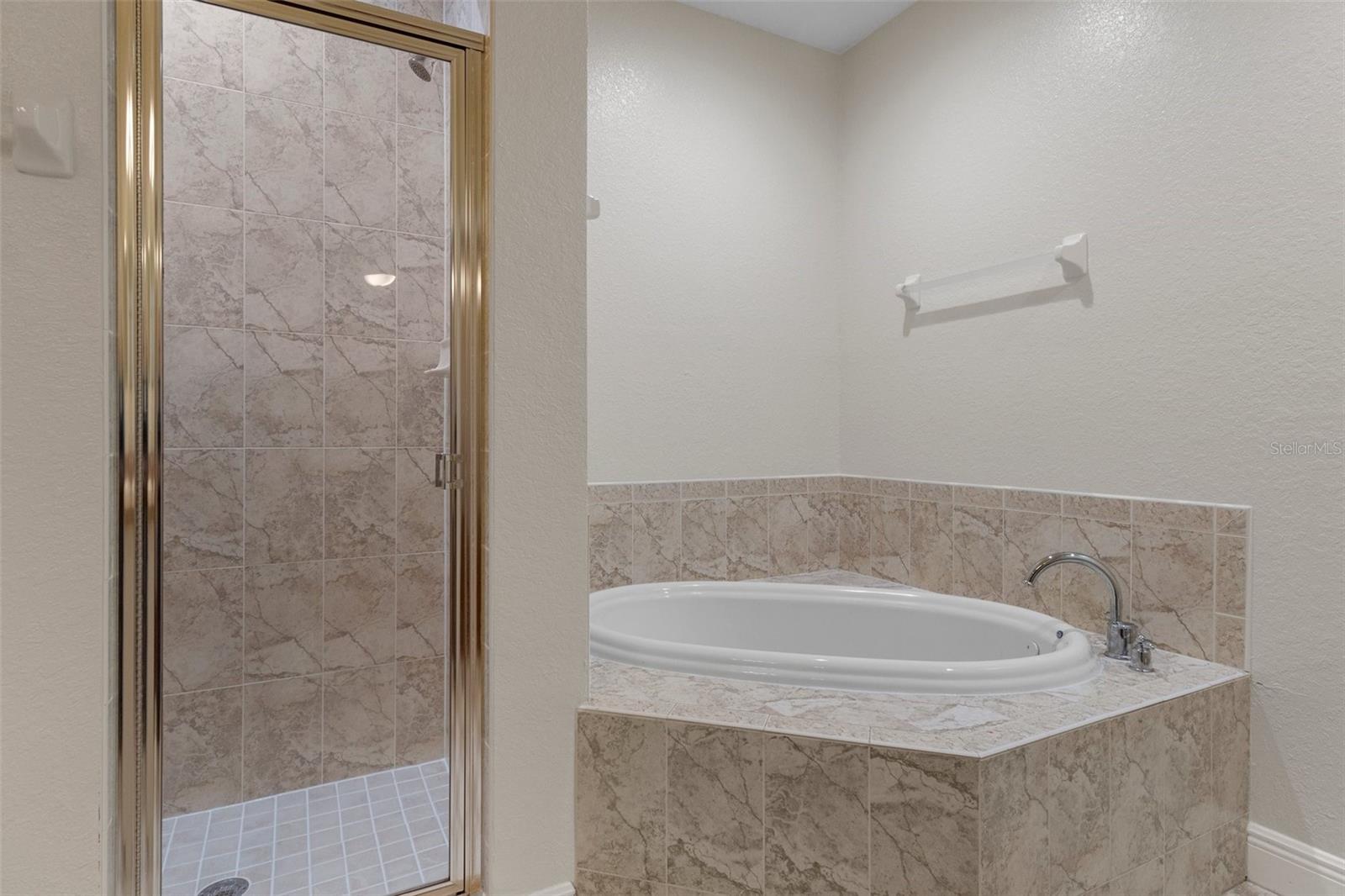19387 HIDDEN OAKS DR, BROOKSVILLE, FL, 34604
