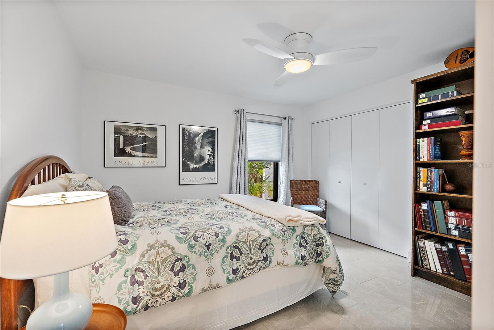 2066 ILLINOIS AVE NE, ST PETERSBURG, FL, 33703