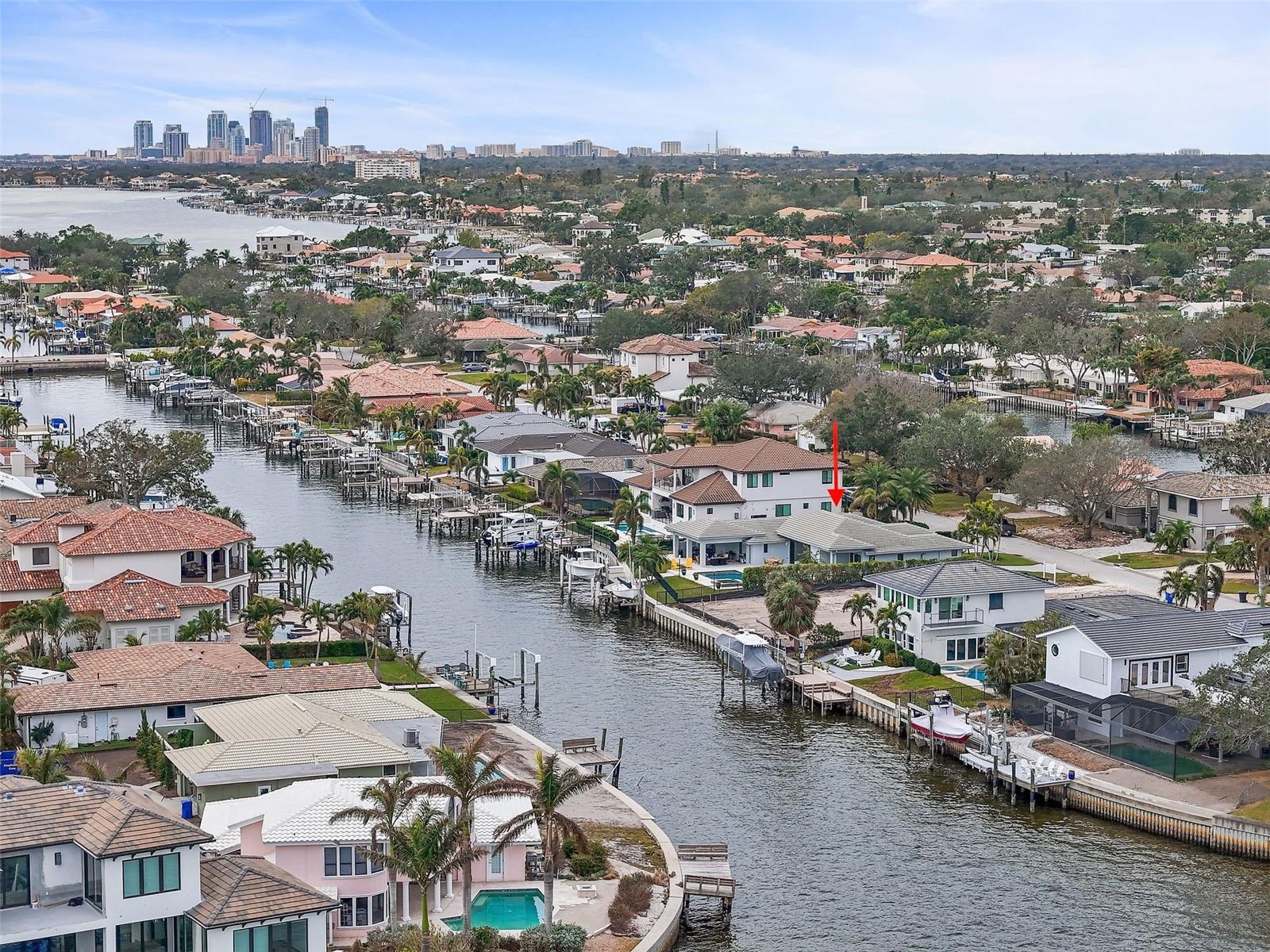 2066 ILLINOIS AVE NE, ST PETERSBURG, FL, 33703