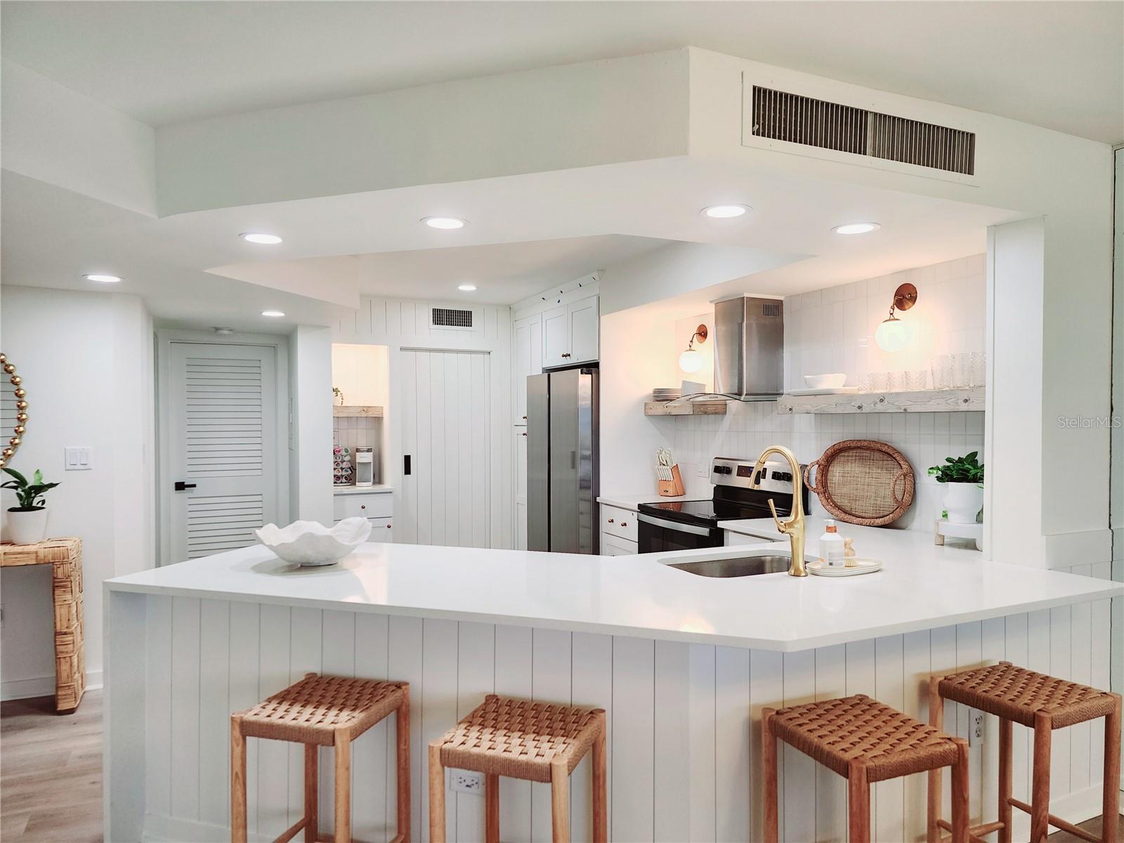 5155 ISLA KEY BLVD S #402, ST PETERSBURG, FL, 33715