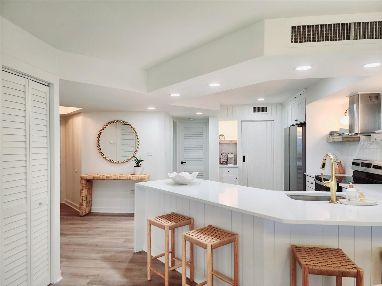 5155 ISLA KEY BLVD S #402, ST PETERSBURG, FL, 33715