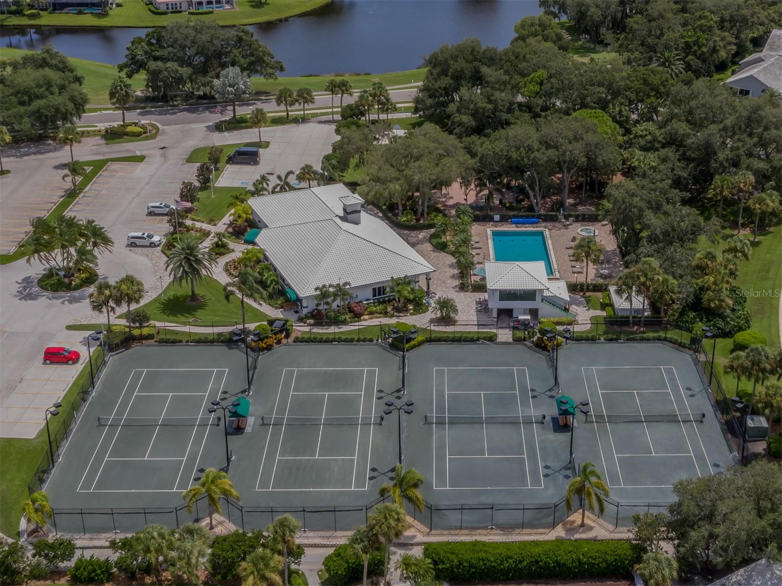 1579 WATERFORD DR, VENICE, FL, 34292