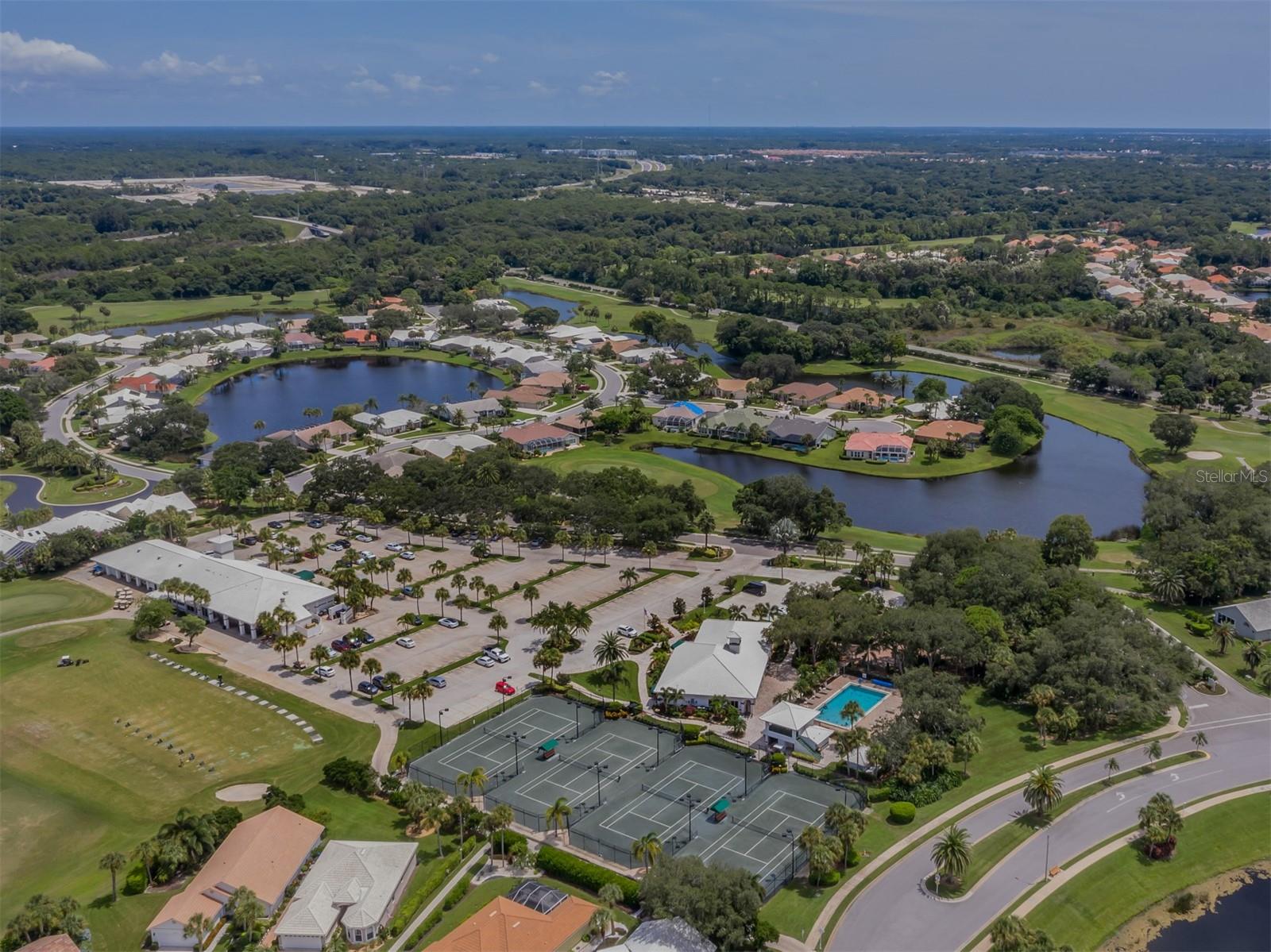 1579 WATERFORD DR, VENICE, FL, 34292