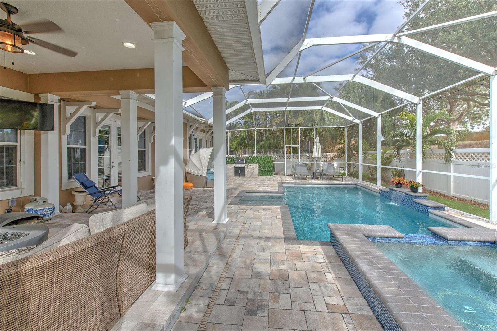 406 MANNS HARBOR DR, APOLLO BEACH, FL, 33572