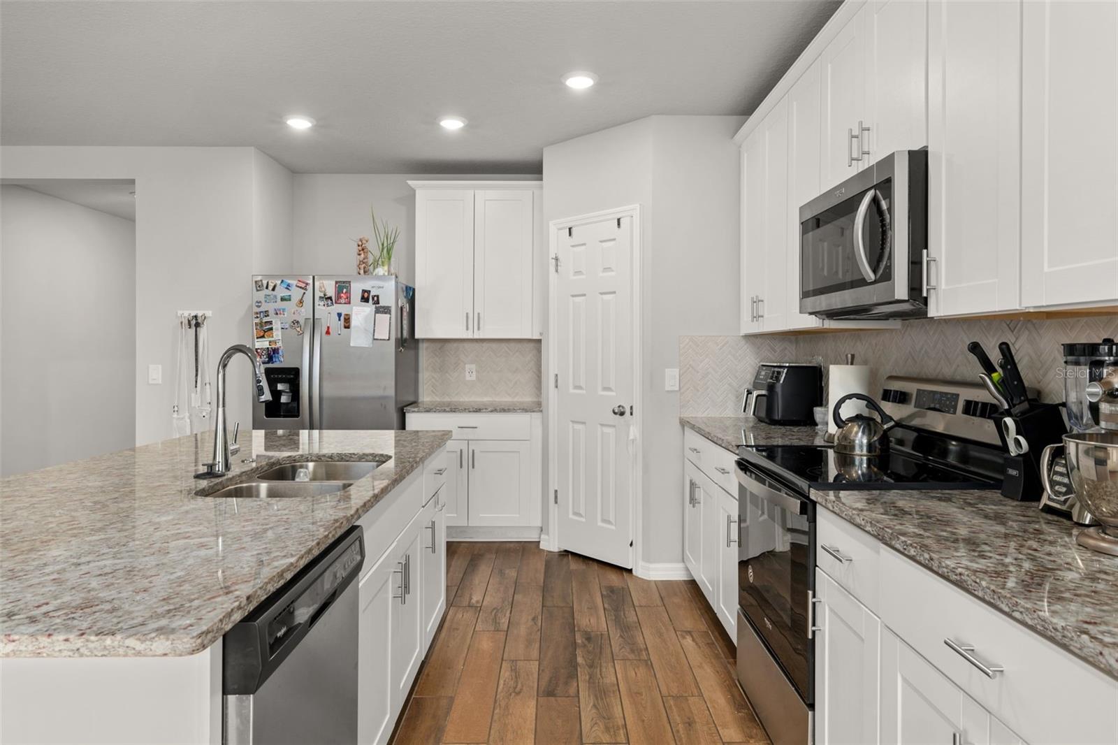 896 CAMBRIDGE DR, WINTER HAVEN, FL, 33881