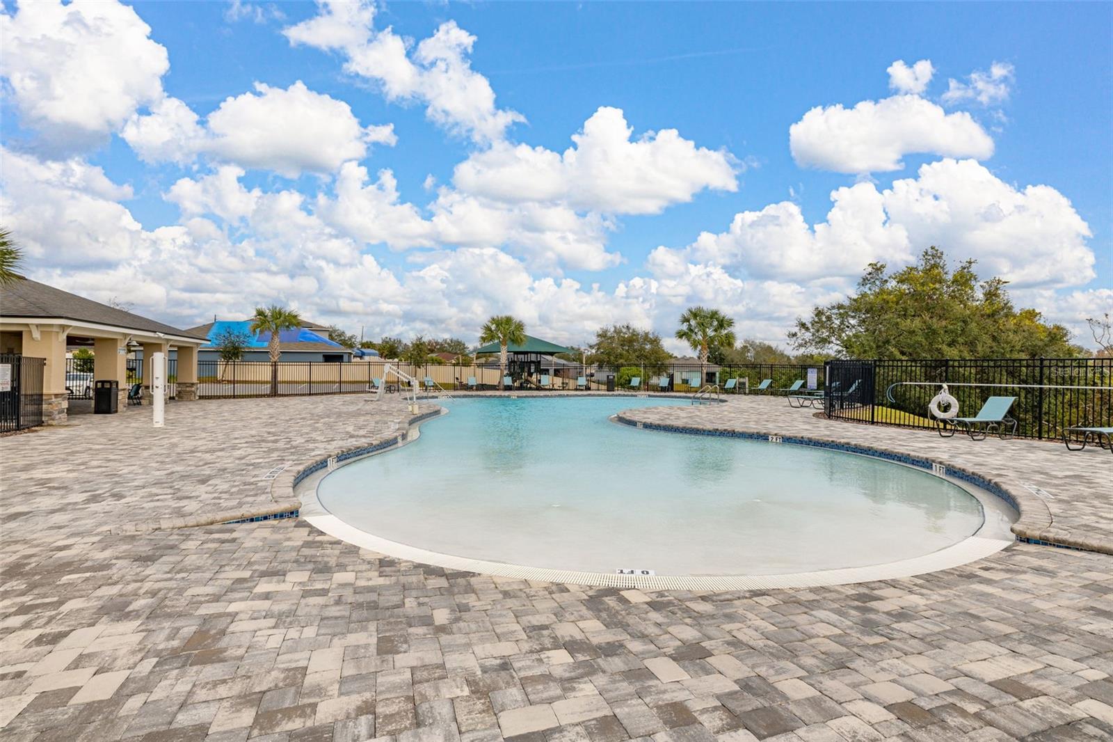 896 CAMBRIDGE DR, WINTER HAVEN, FL, 33881