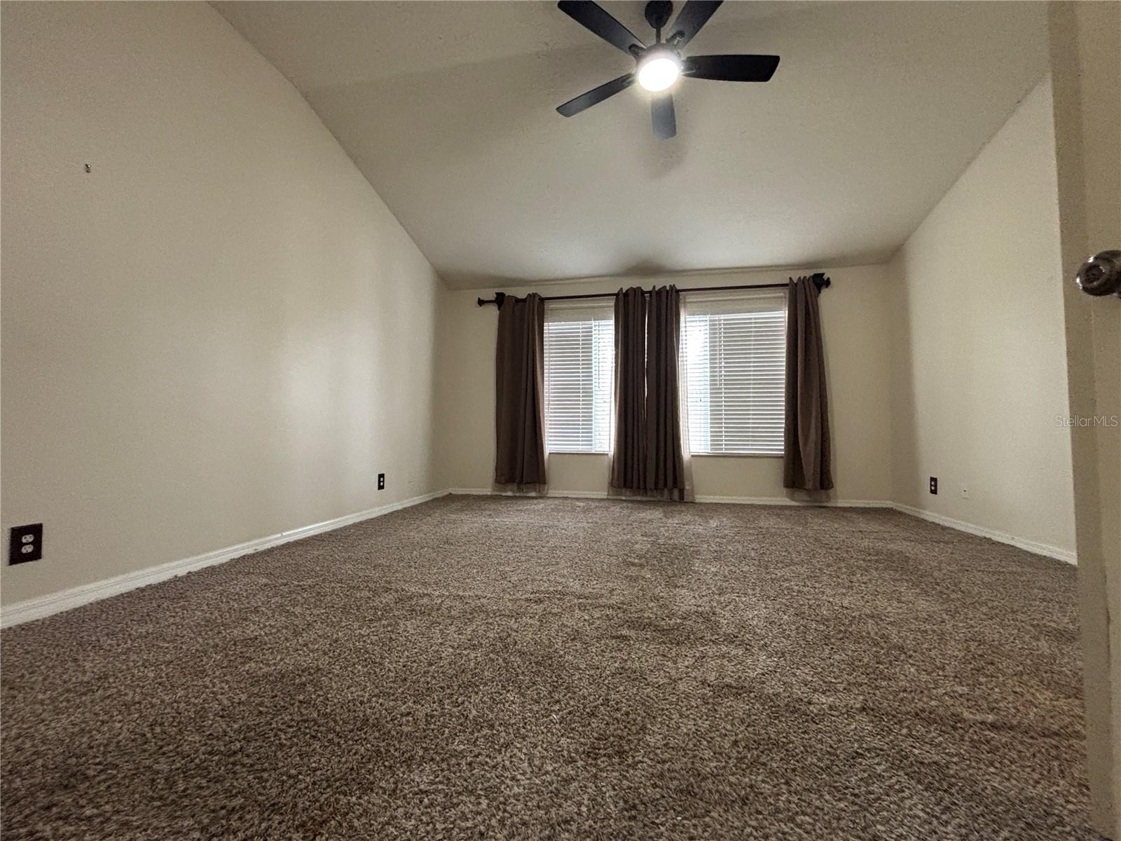 9816 BLUE PALM WAY, TAMPA, FL, 33610