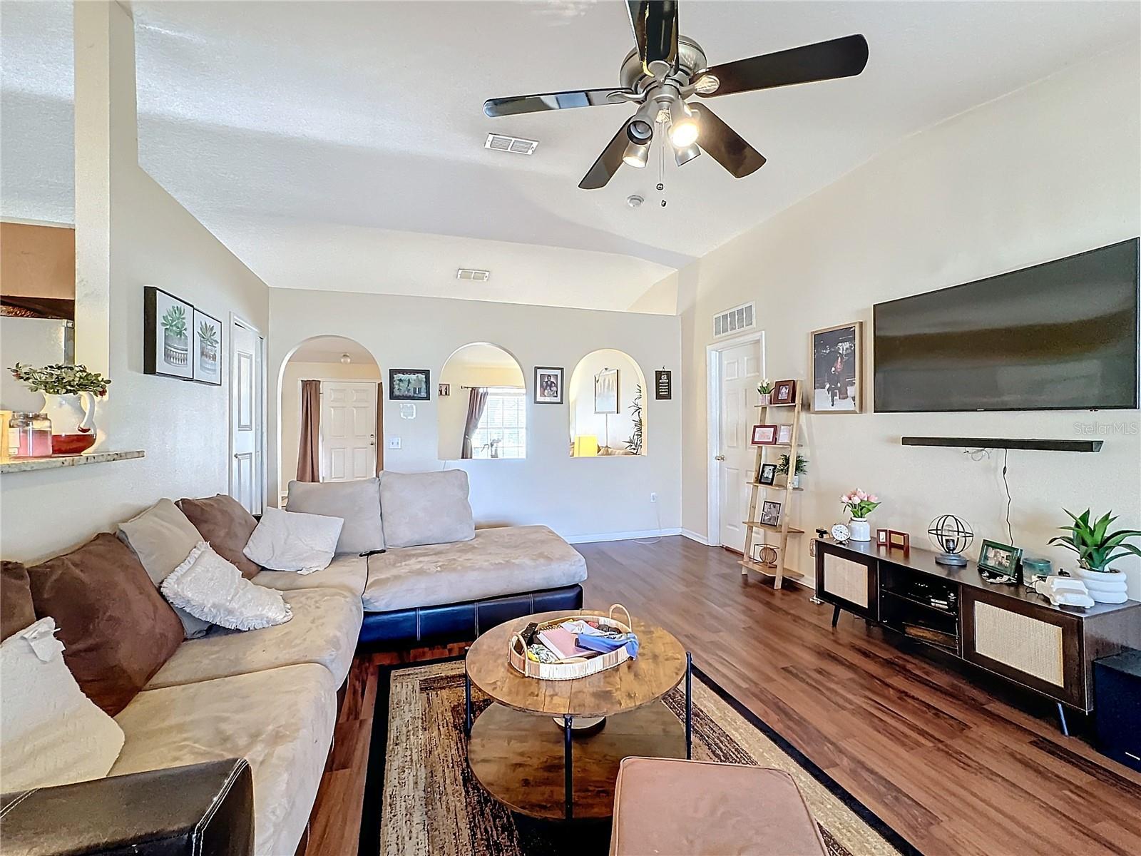 3085 MANDOLIN DR, KISSIMMEE, FL, 34744