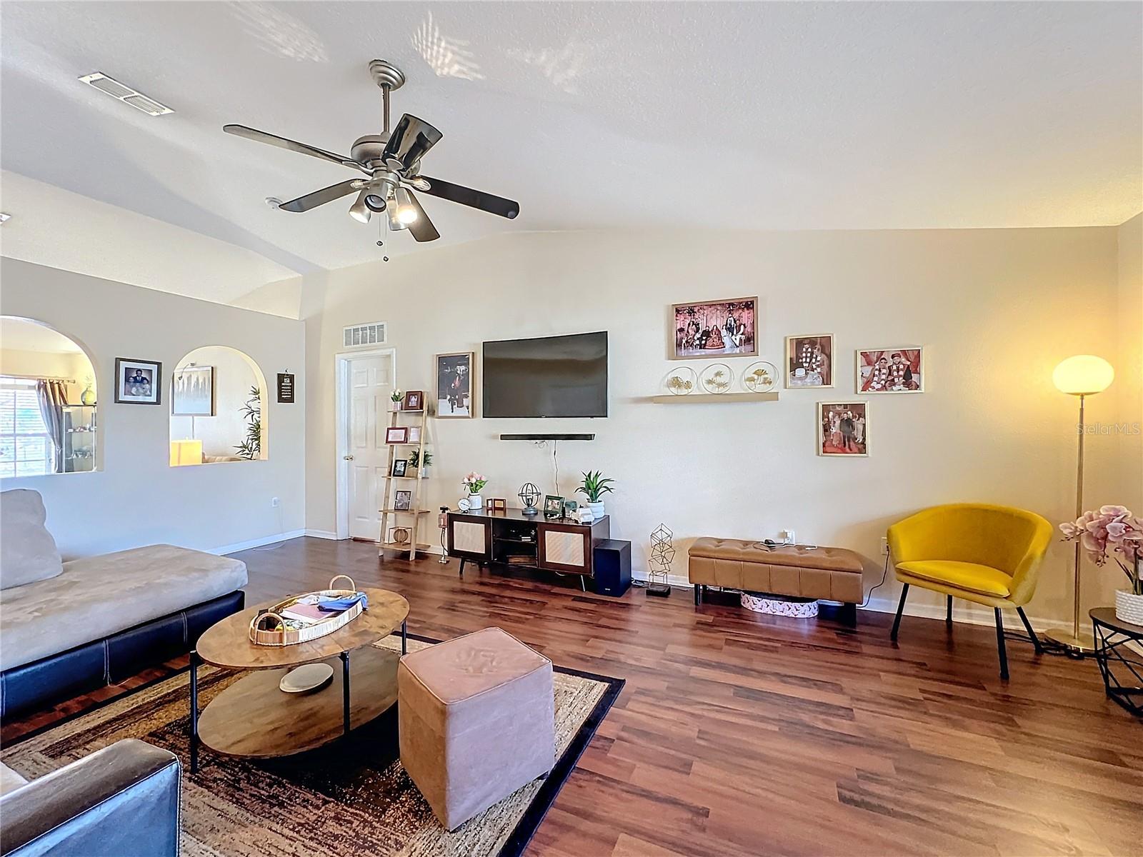 3085 MANDOLIN DR, KISSIMMEE, FL, 34744