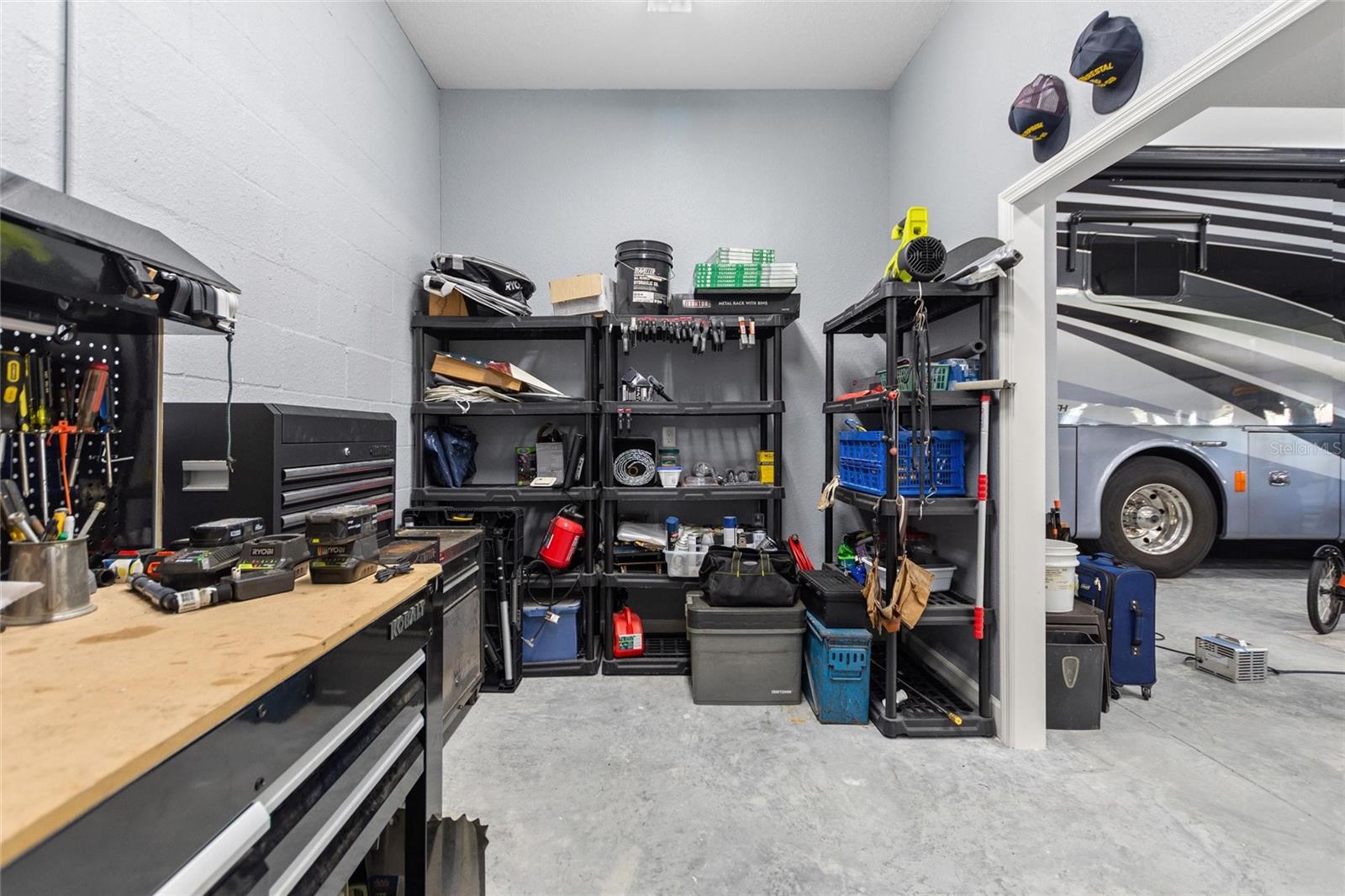 1010 CROSSROADS DR, POLK CITY, FL, 33868