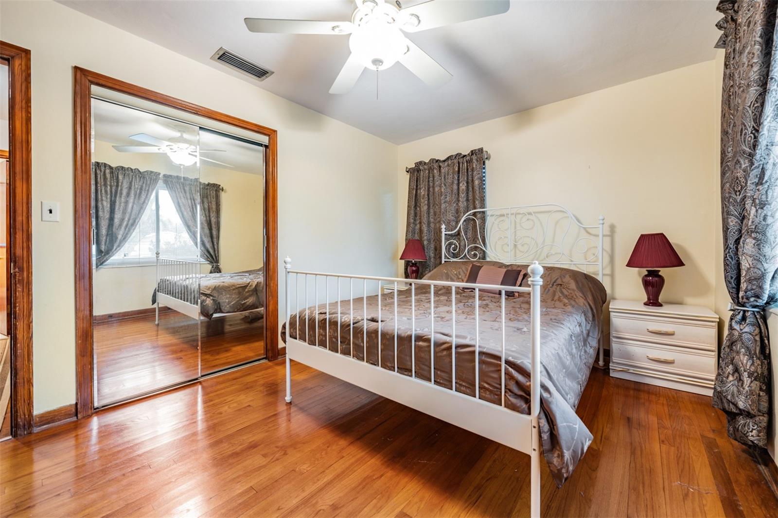 5927 3RD AVE N, ST PETERSBURG, FL, 33710