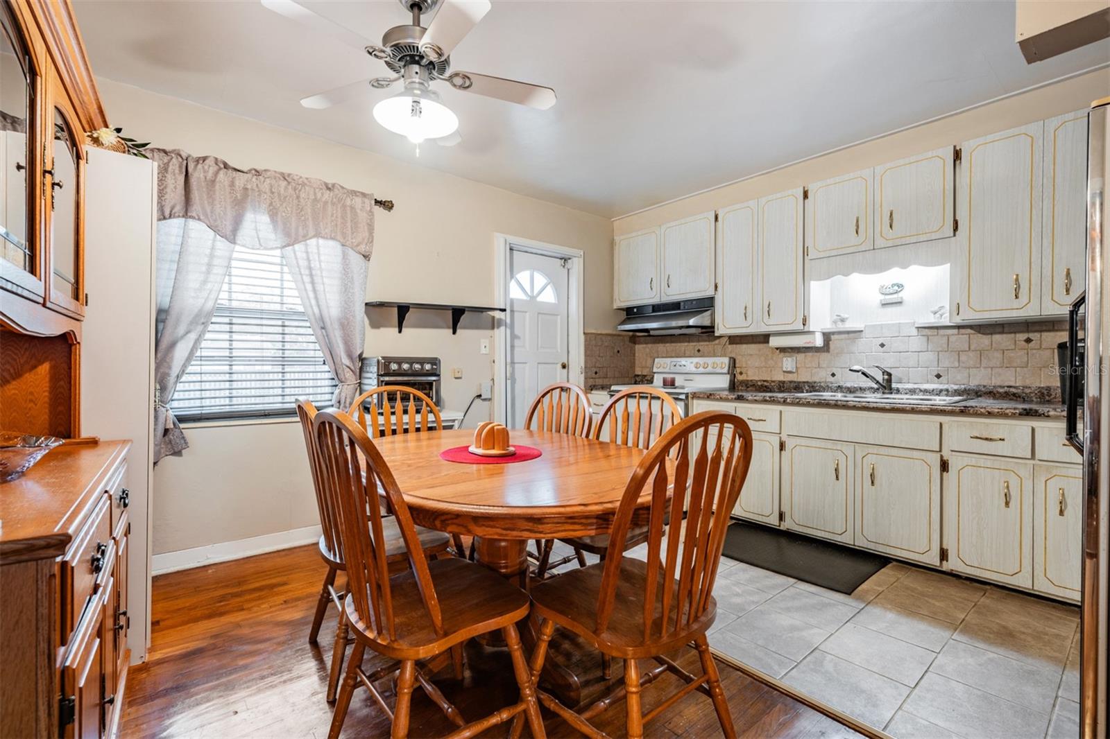 5927 3RD AVE N, ST PETERSBURG, FL, 33710