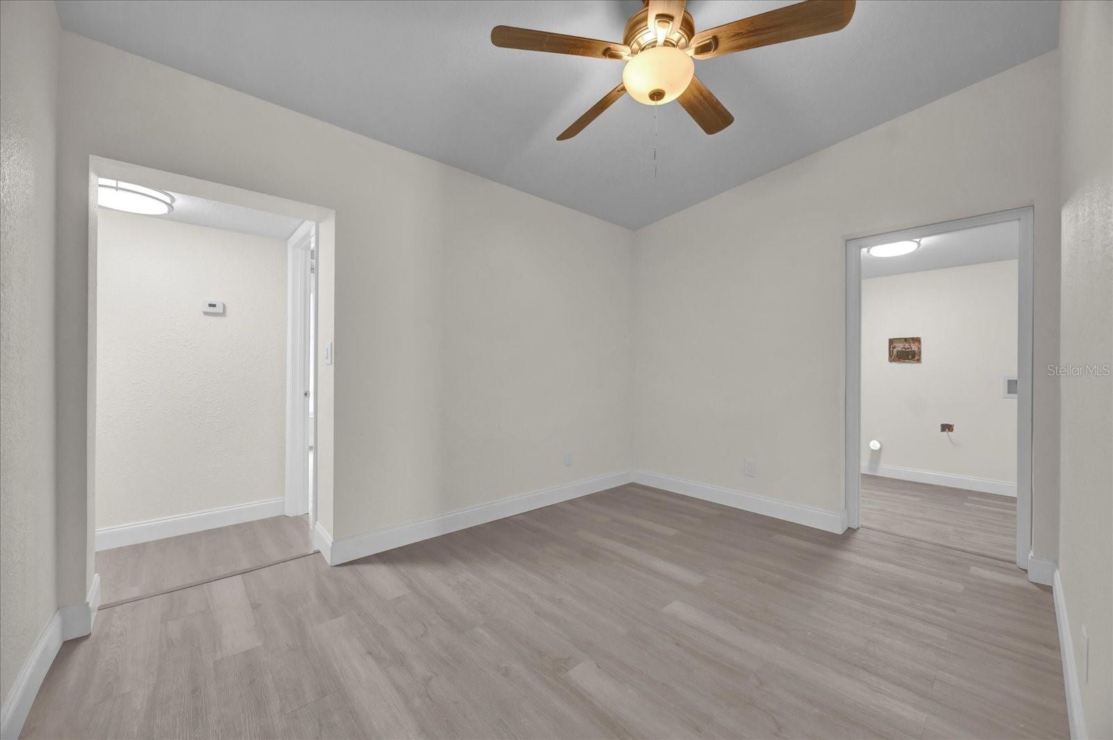 923 FERNDELL RD, ORLANDO, FL, 32808