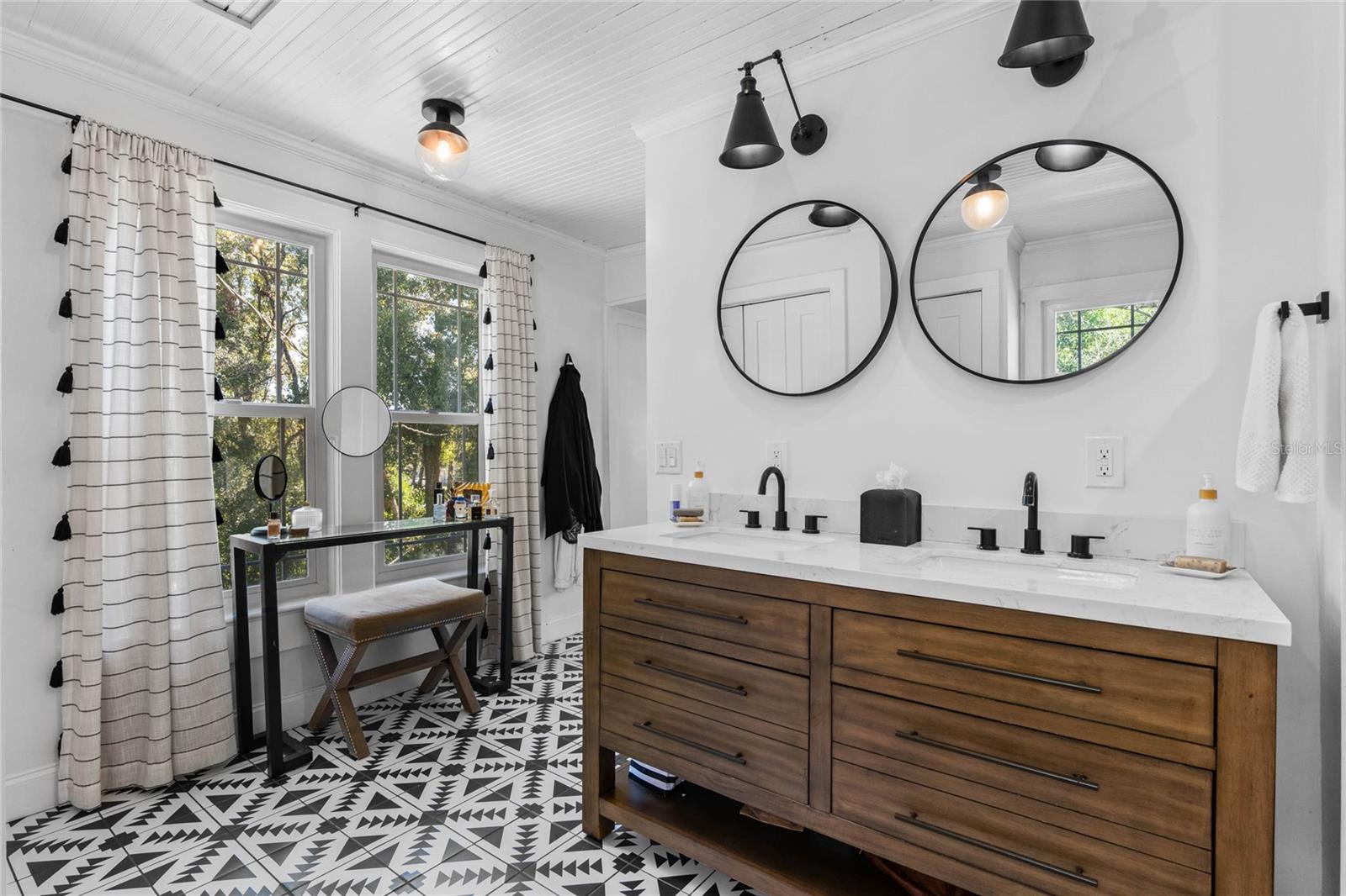 2133 EAU CLAIRE AVE, DELAND, FL, 32724