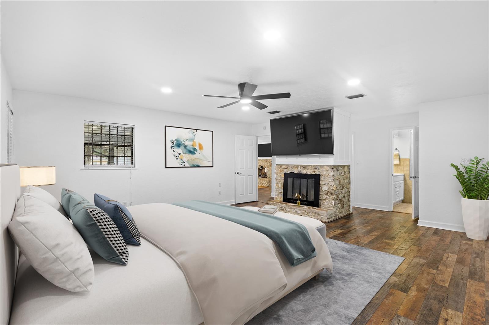 2305 NE 64TH TER, GAINESVILLE, FL, 32609