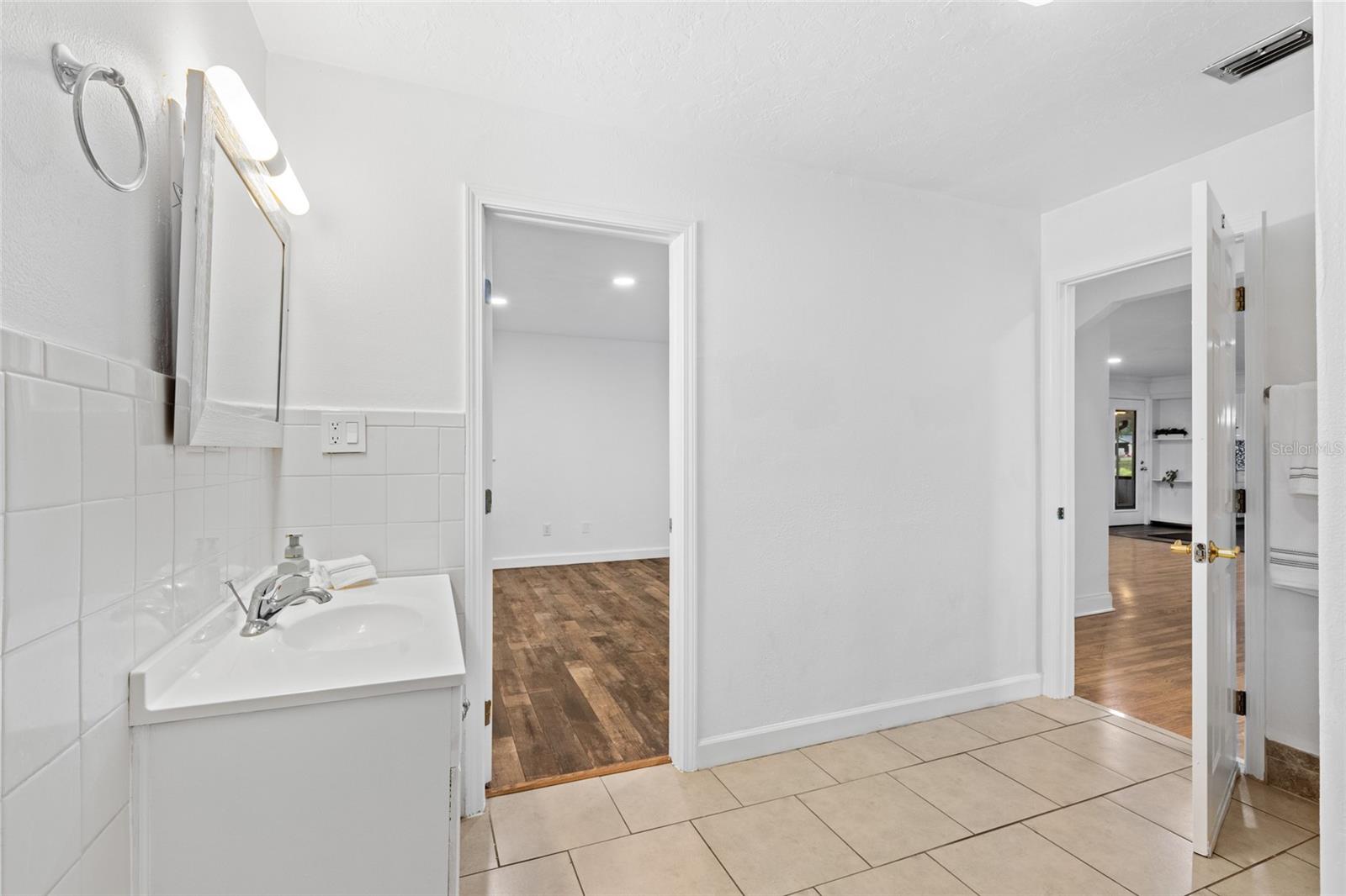 2305 NE 64TH TER, GAINESVILLE, FL, 32609