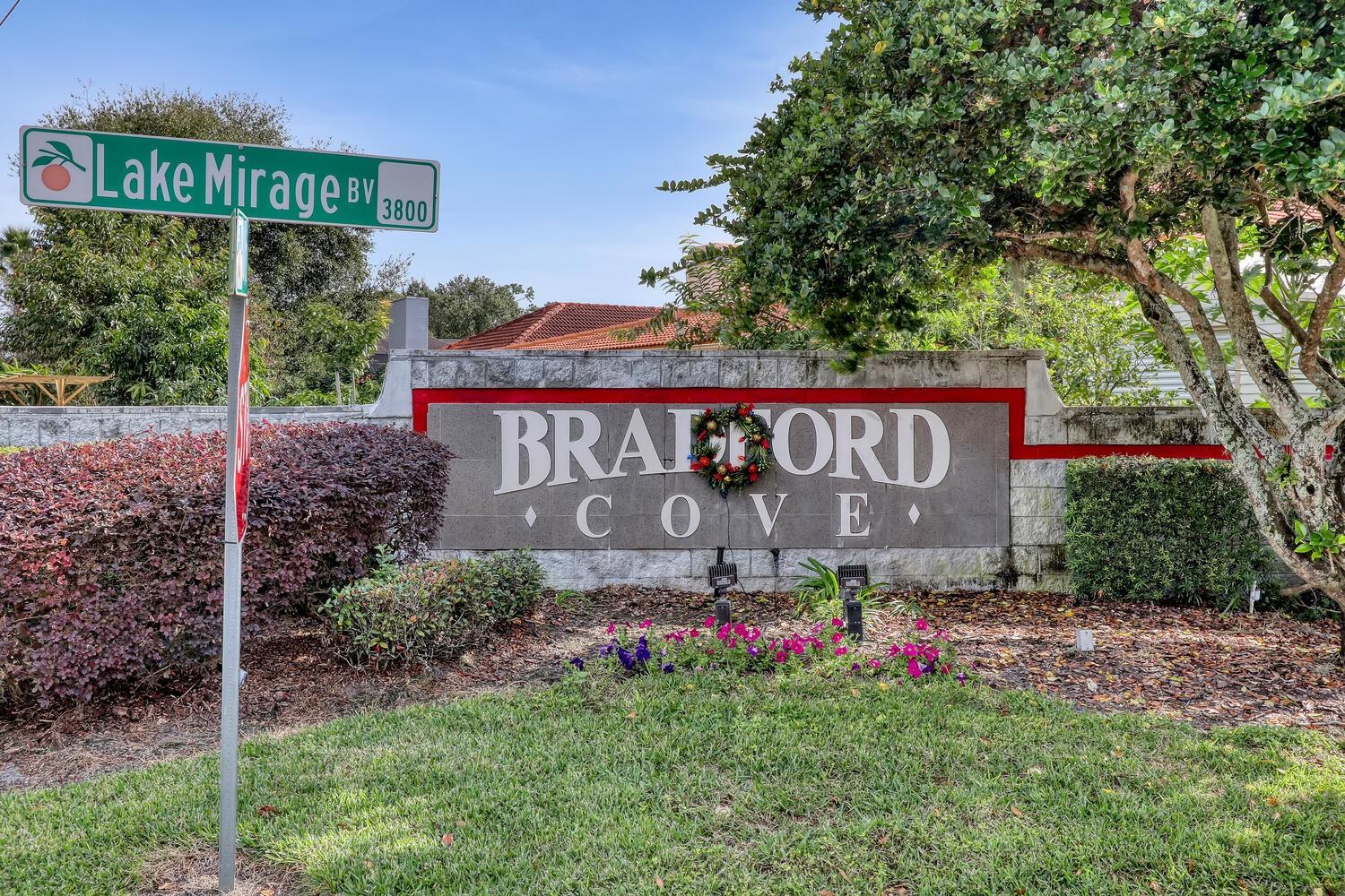 3886 LAKE MIRAGE BLVD, ORLANDO, FL, 32817