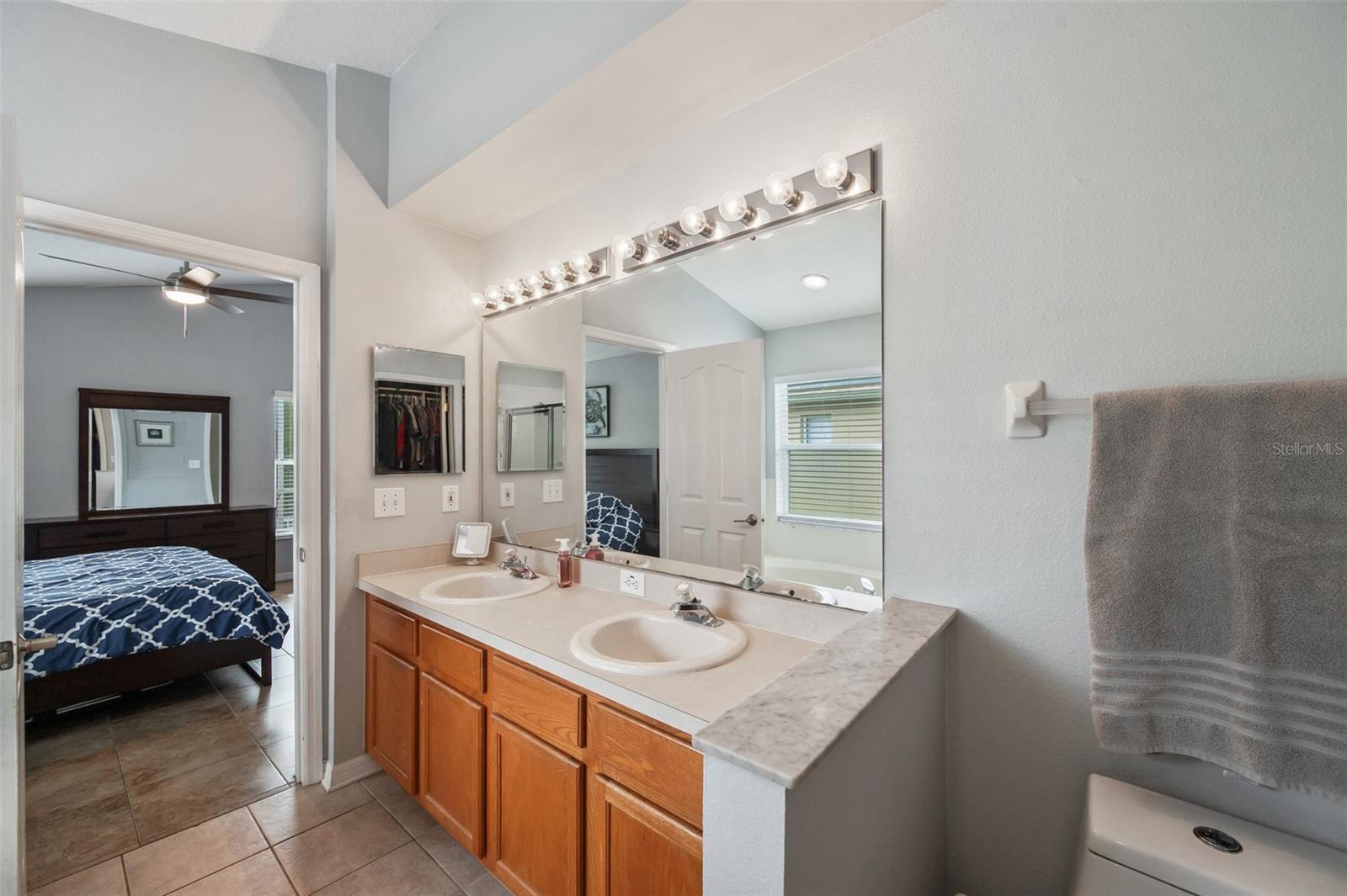 822 ADDISON DR NE, ST PETERSBURG, FL, 33716