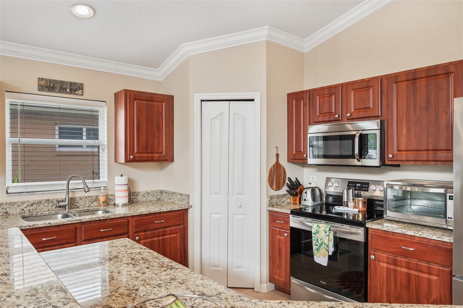 822 ADDISON DR NE, ST PETERSBURG, FL, 33716