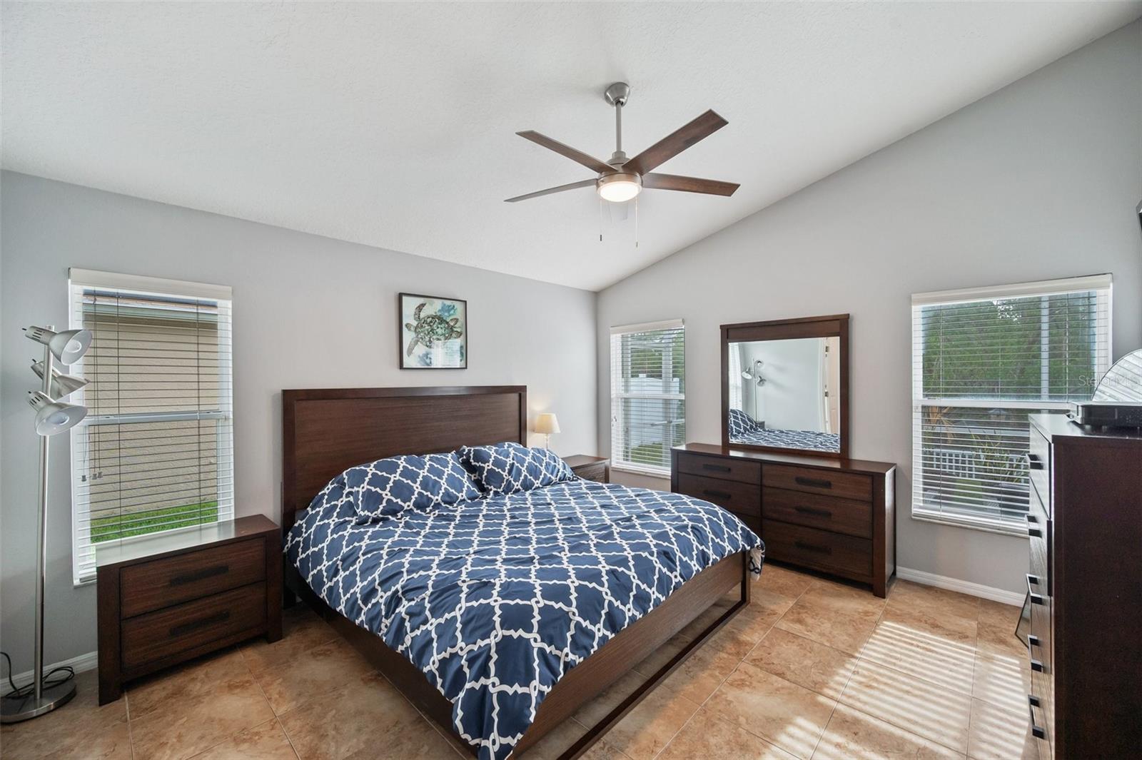 822 ADDISON DR NE, ST PETERSBURG, FL, 33716