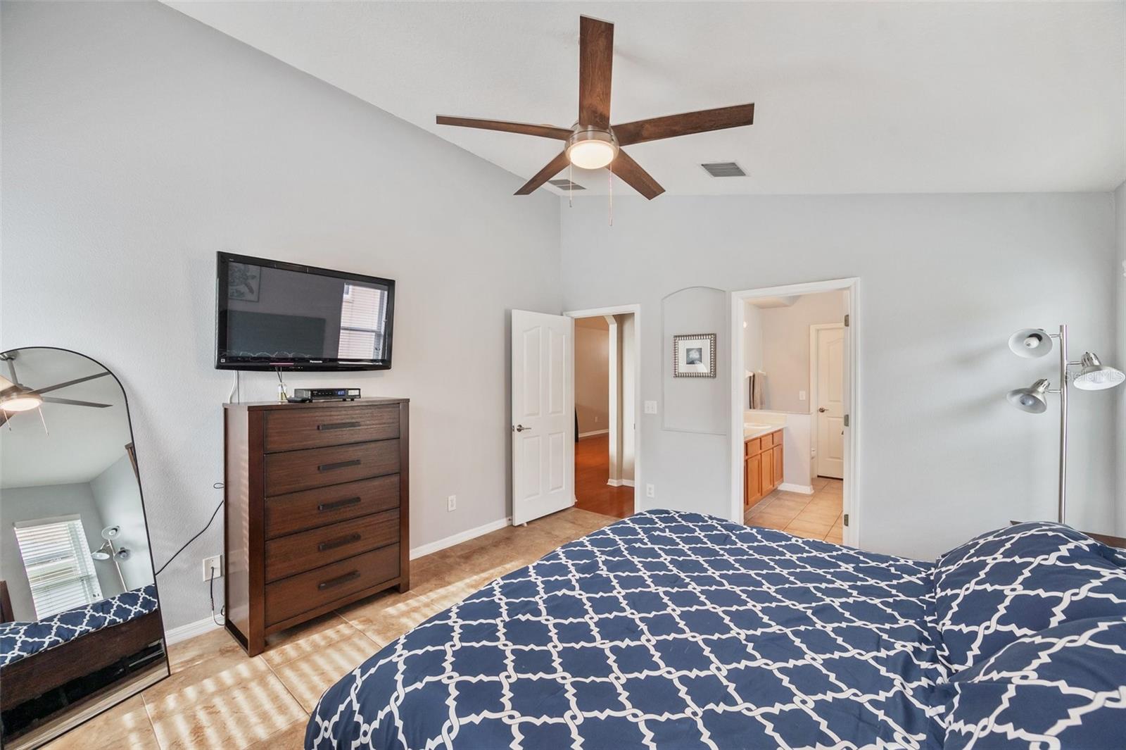 822 ADDISON DR NE, ST PETERSBURG, FL, 33716