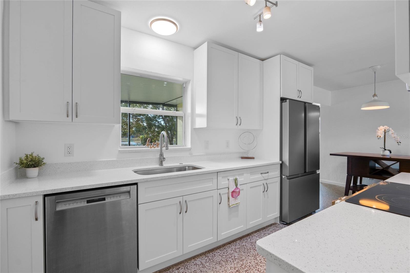 3710 SUTTON DR, ORLANDO, FL, 32810