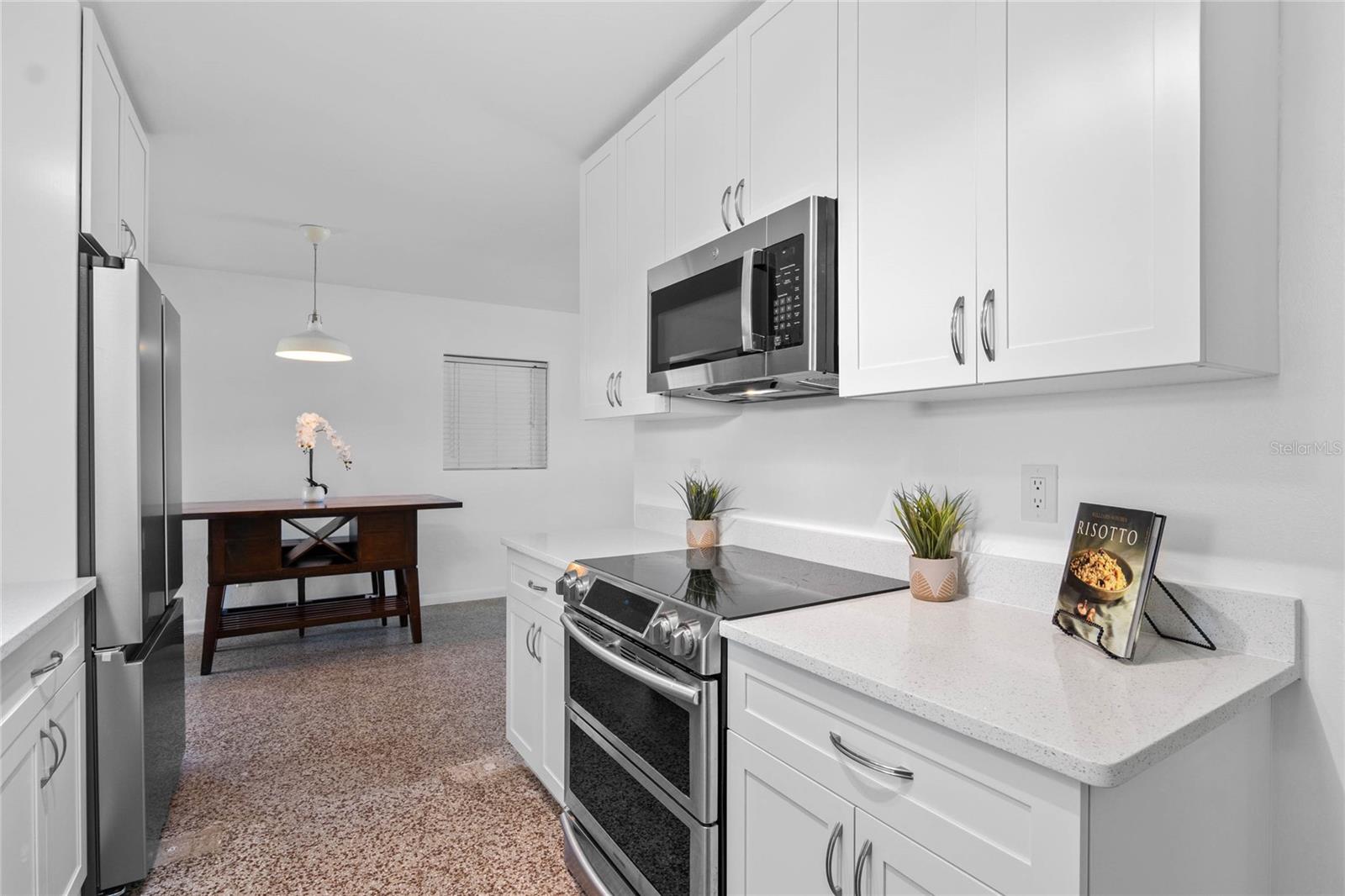3710 SUTTON DR, ORLANDO, FL, 32810