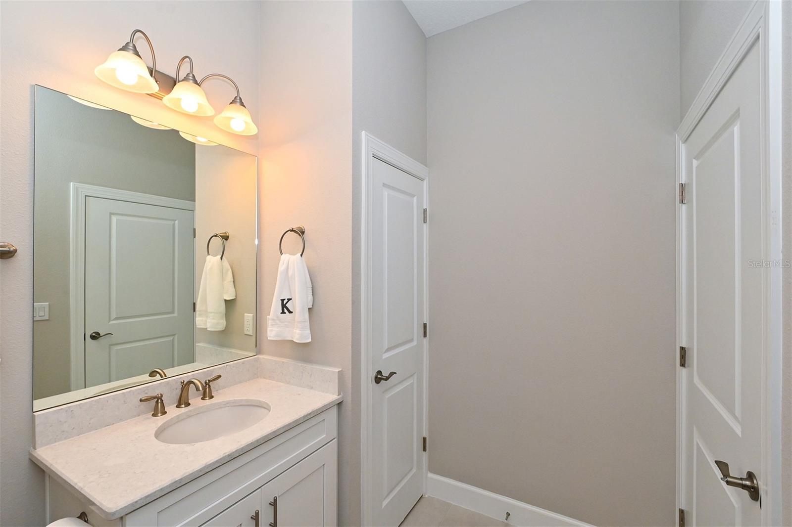 5560 CANNES CIR #3-106, SARASOTA, FL, 34231