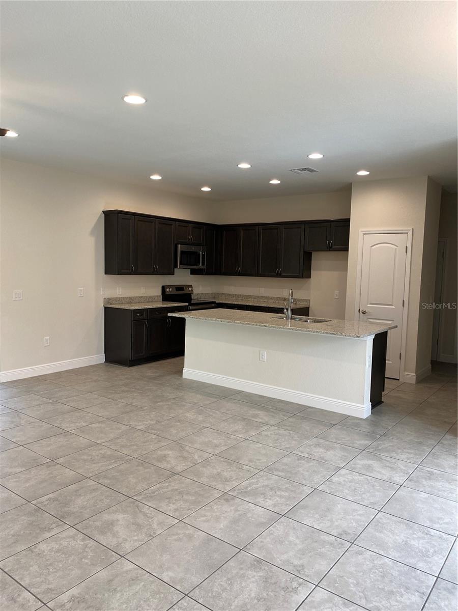7724 SWISS AVE, NORTH PORT, FL, 34291