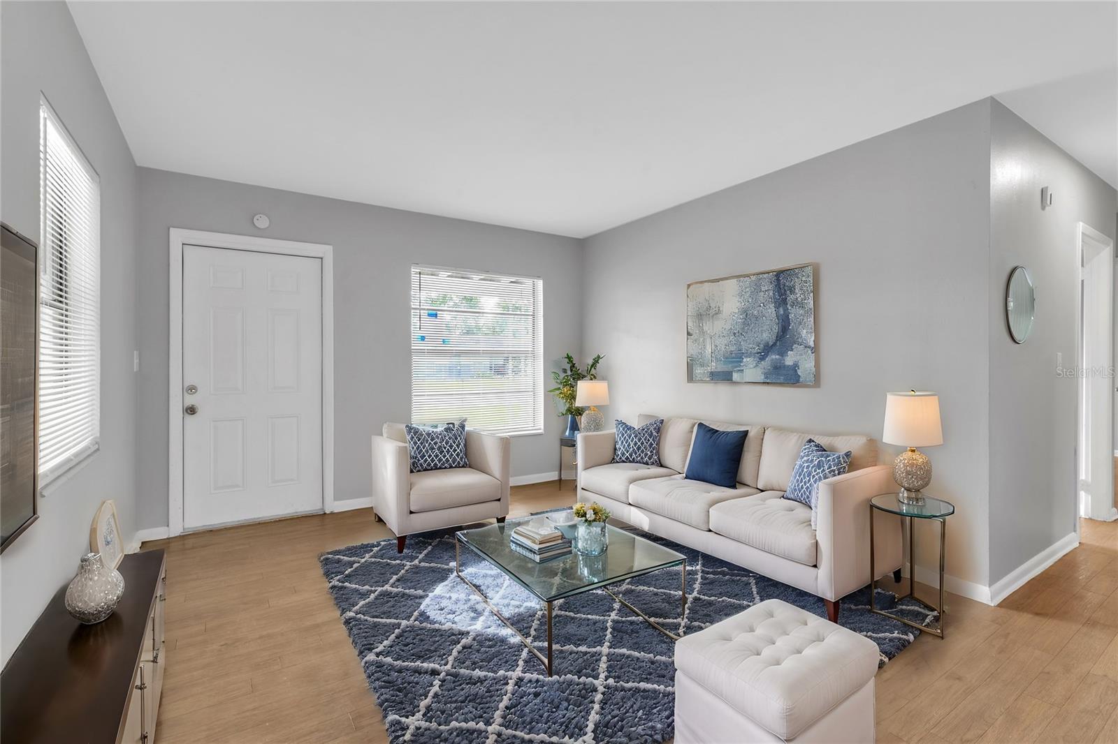 8902 TEMPLE PARK DR, TAMPA, FL, 33637