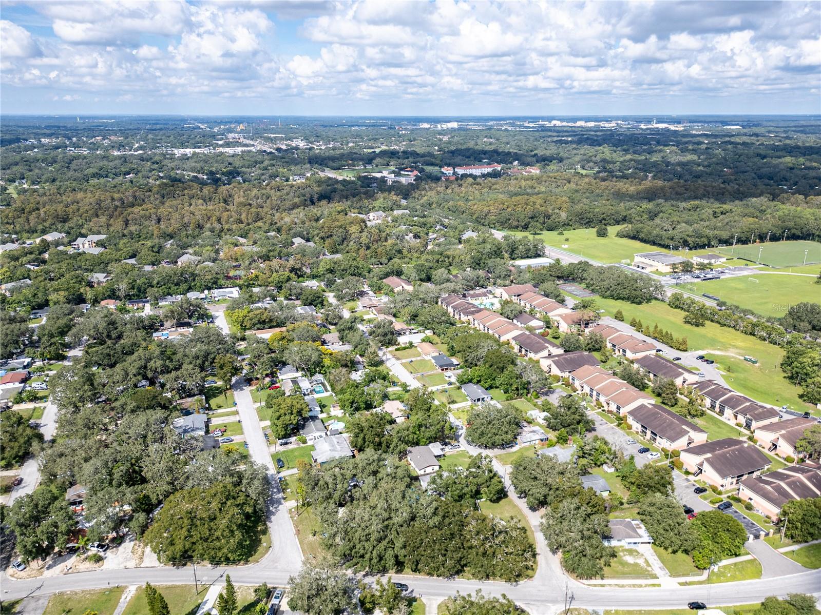 8902 TEMPLE PARK DR, TAMPA, FL, 33637