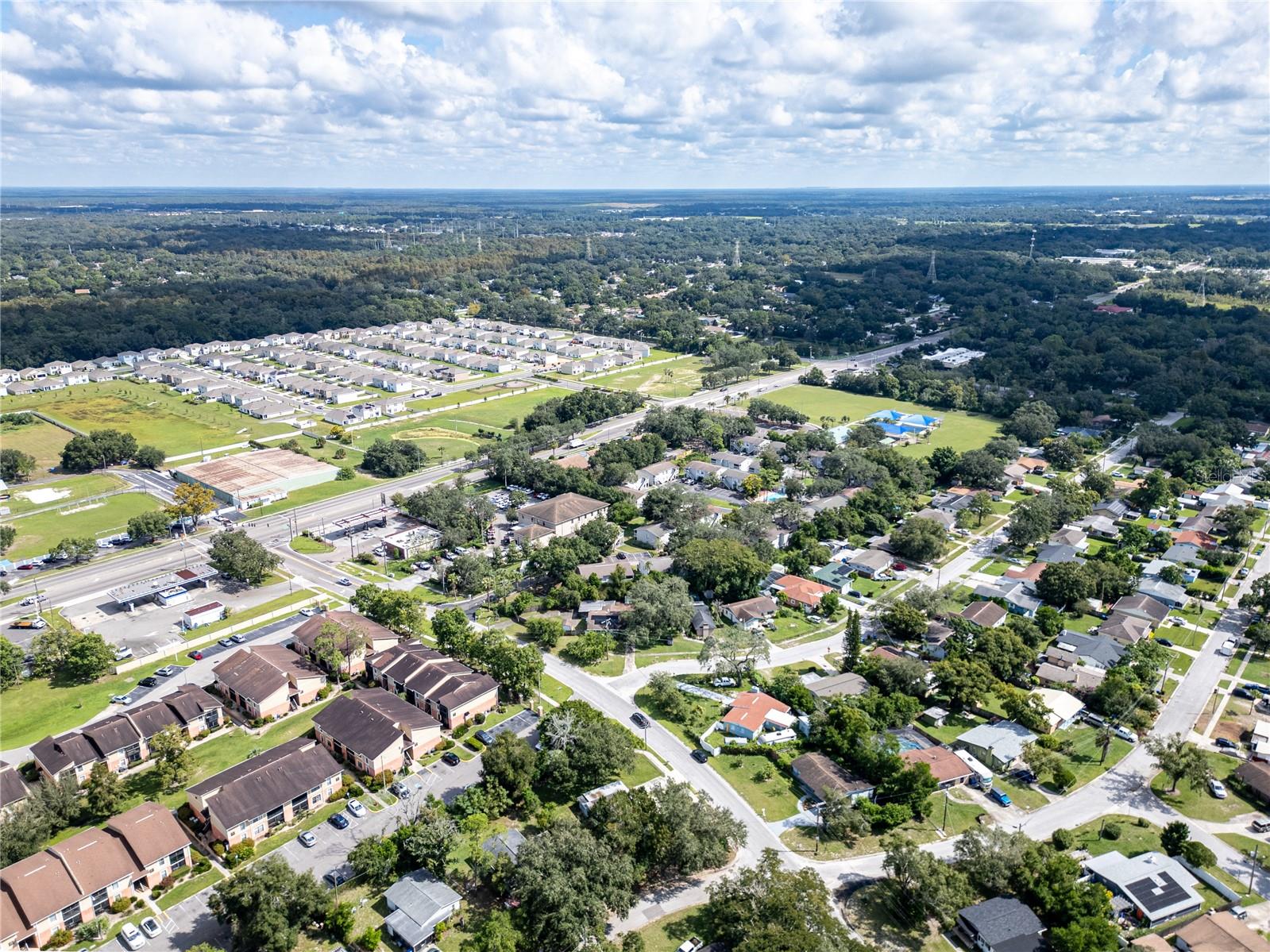 8902 TEMPLE PARK DR, TAMPA, FL, 33637