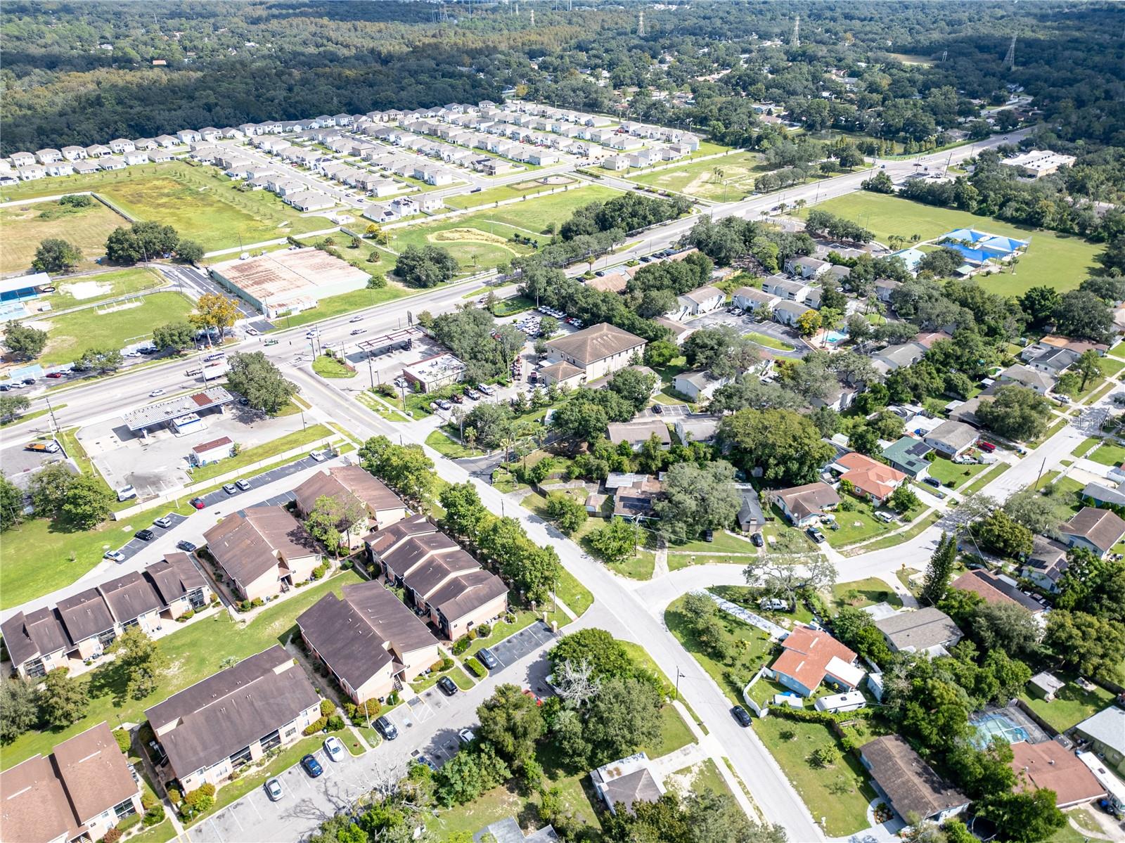 8902 TEMPLE PARK DR, TAMPA, FL, 33637