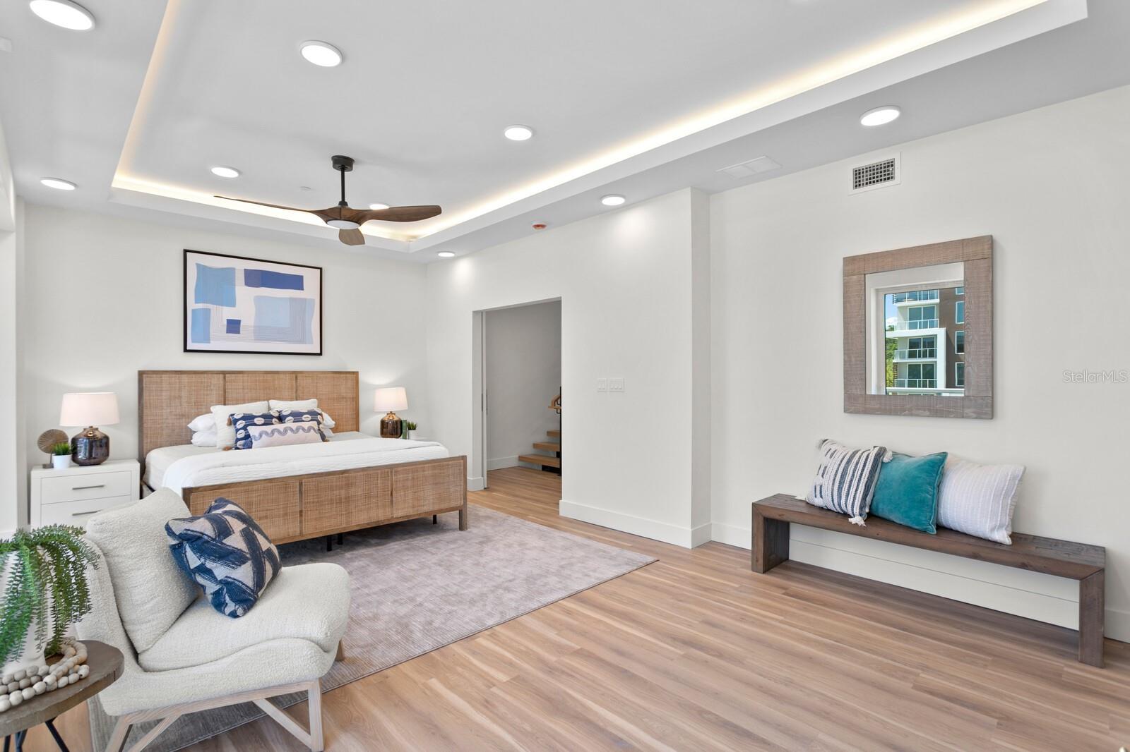 872 N OSCEOLA AVE, CLEARWATER, FL, 33755