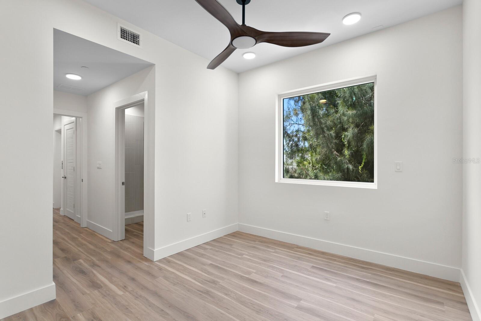 872 N OSCEOLA AVE, CLEARWATER, FL, 33755