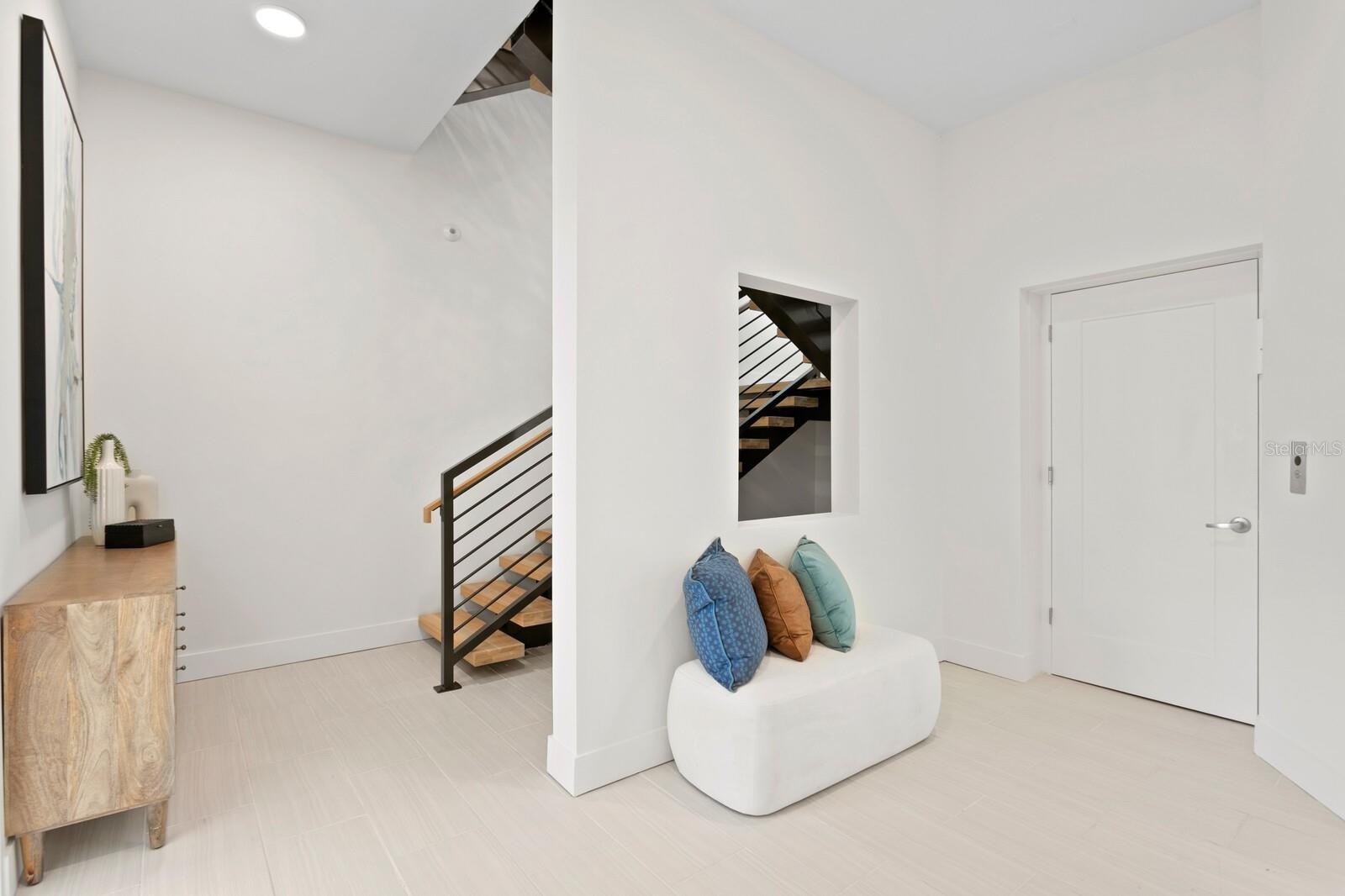 872 N OSCEOLA AVE, CLEARWATER, FL, 33755