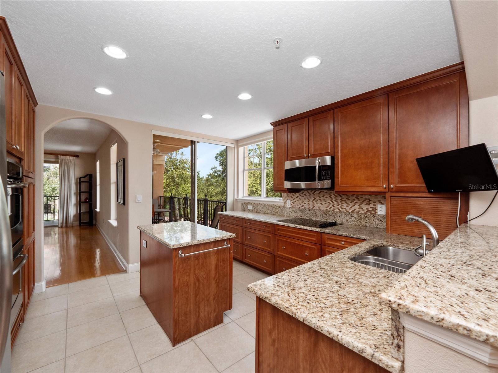 910 LOTUS VISTA DR #201, ALTAMONTE SPRINGS, FL, 32714