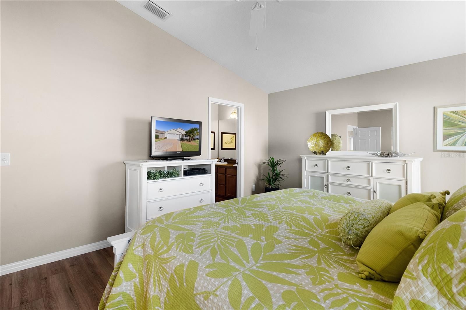 2565 EDENVILLE PATH, THE VILLAGES, FL, 32162