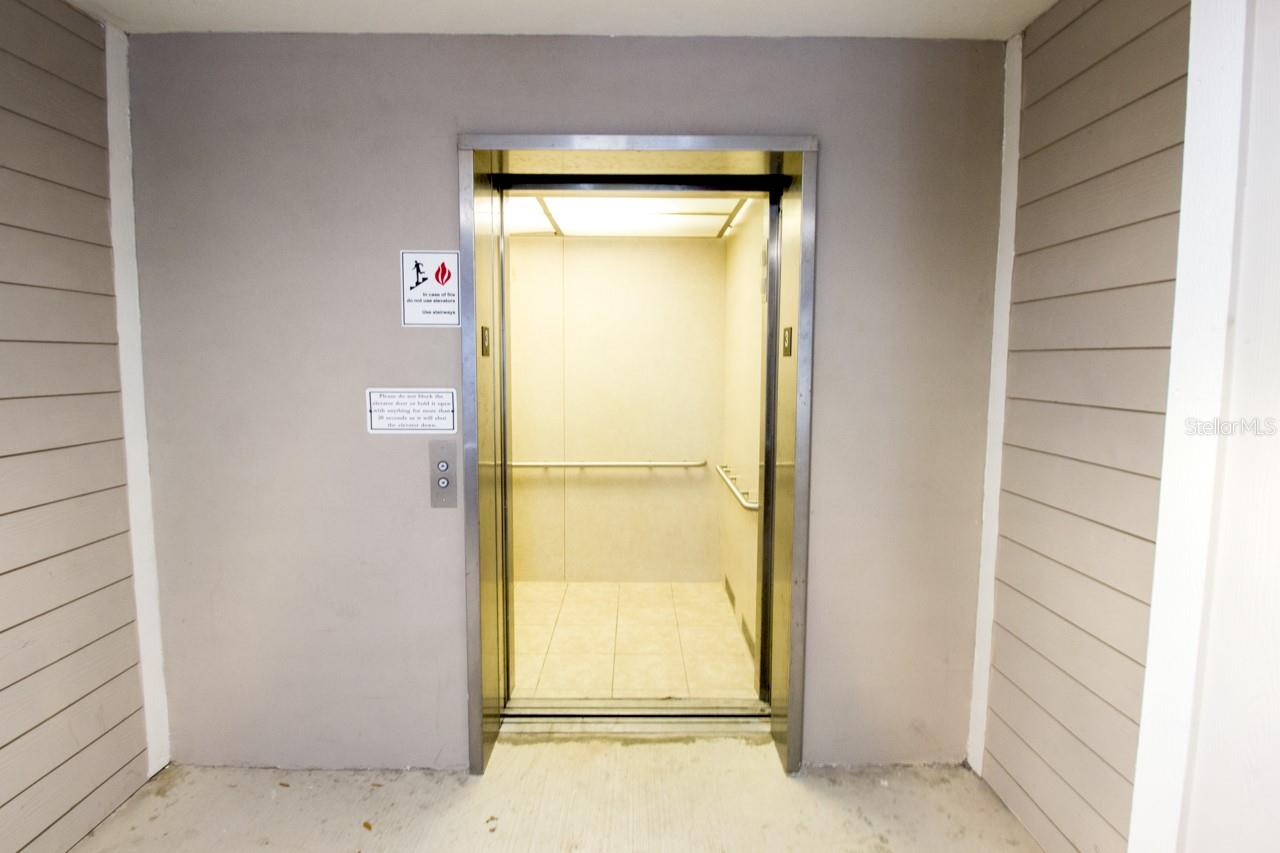 921 SW DEPOT AVE #404, GAINESVILLE, FL, 32601