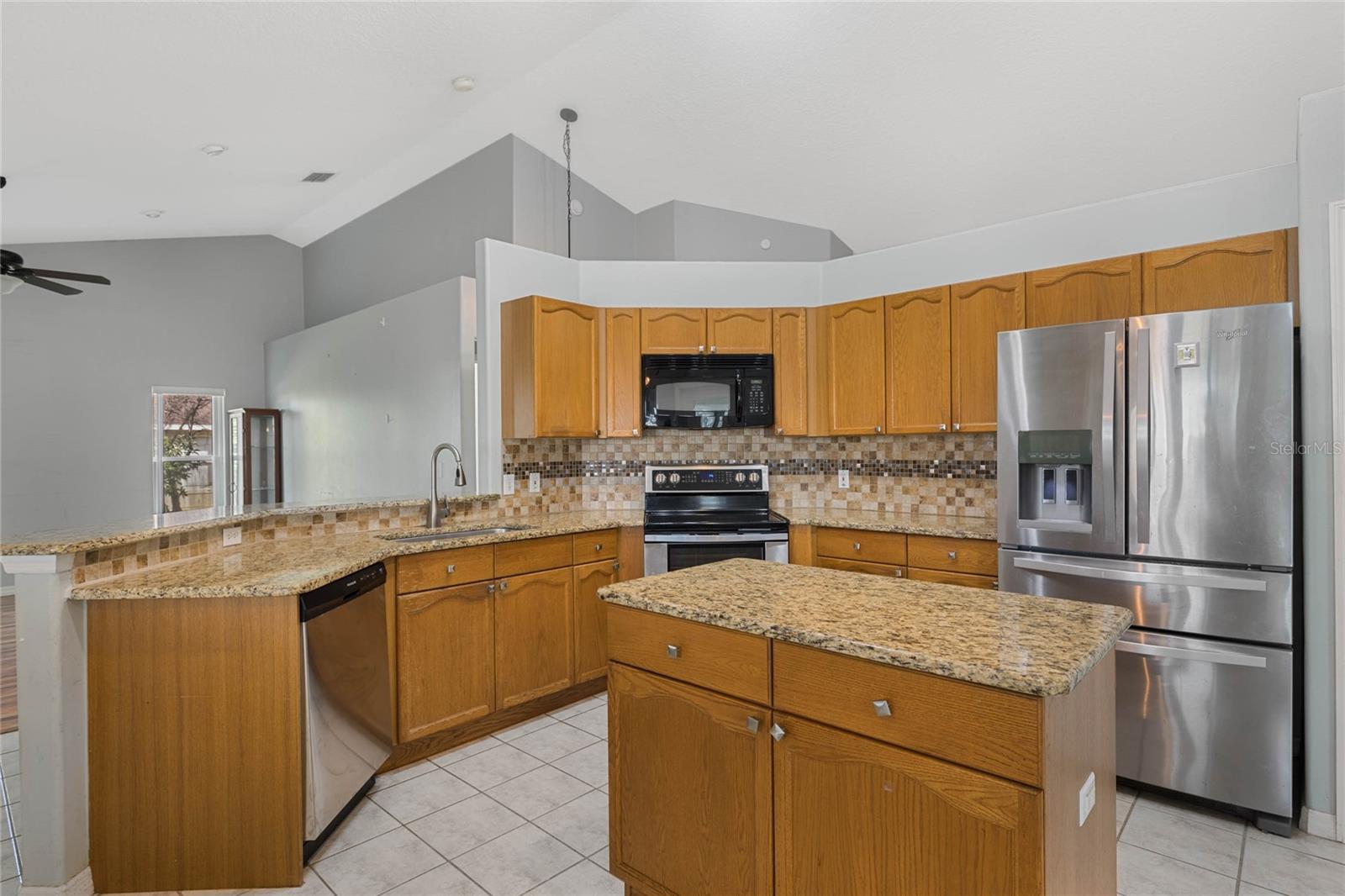 36737 ANTONE DR, GRAND ISLAND, FL, 32735