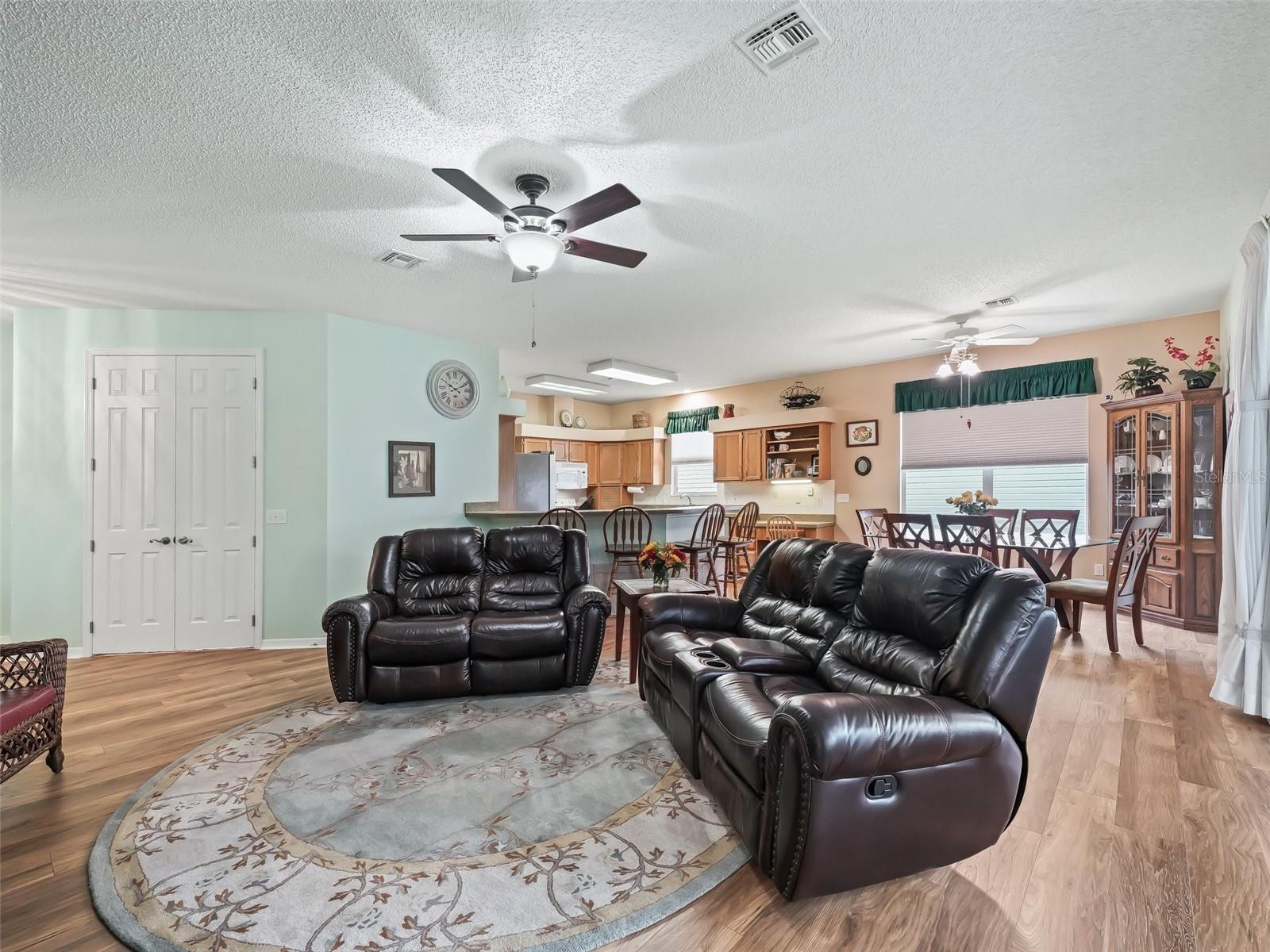 353 RANCHWOOD DR, LEESBURG, FL, 34748